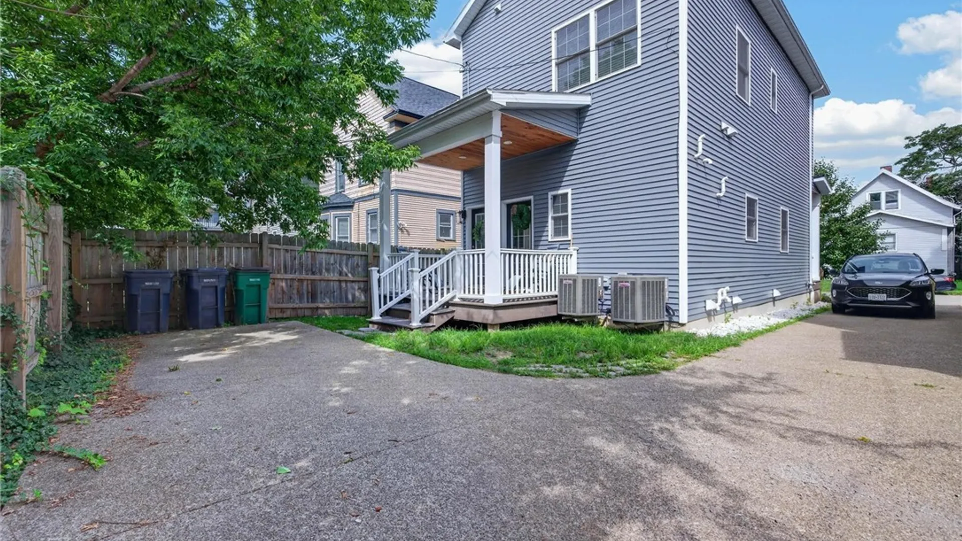 Property at 32 Horton Place, Buffalo, NY 14209 5