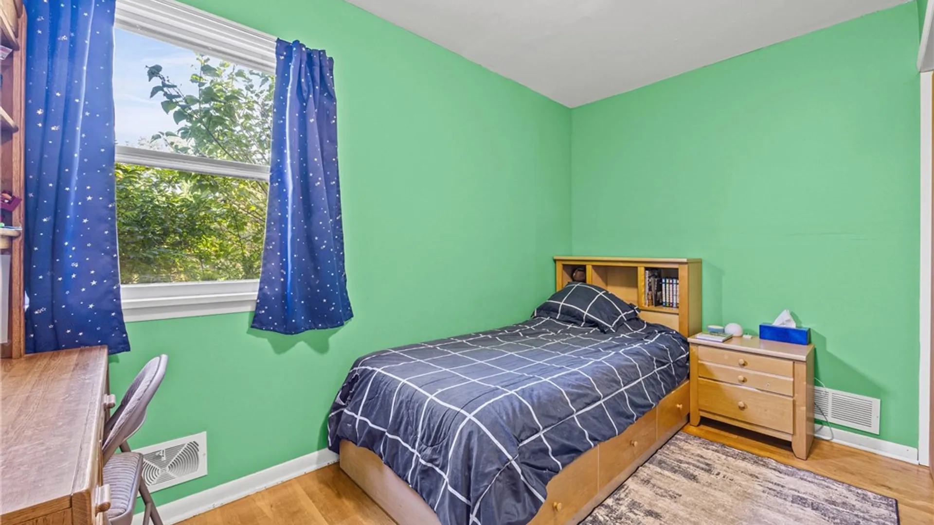 Property at 5 Starlight Circle, Perinton, NY 14450 23