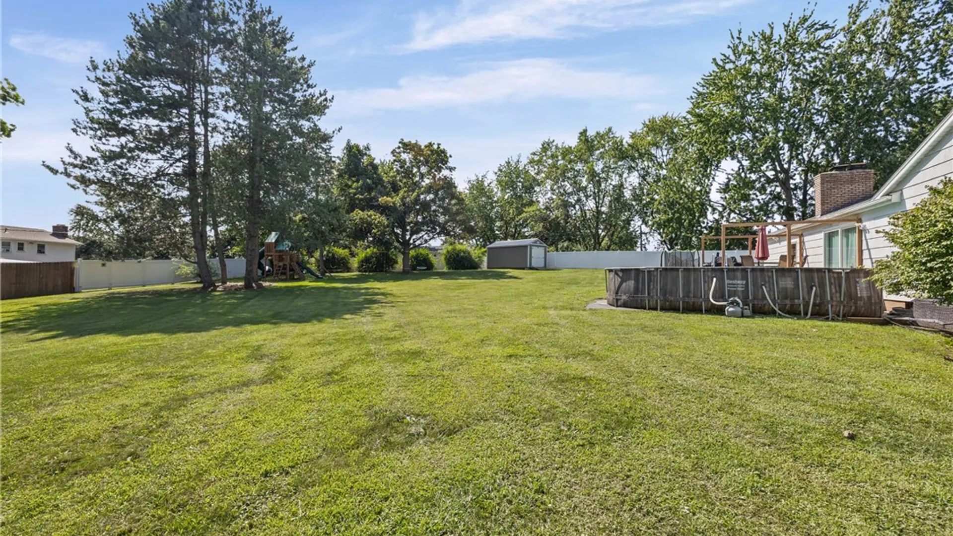 Property at 5 Starlight Circle, Perinton, NY 14450 42