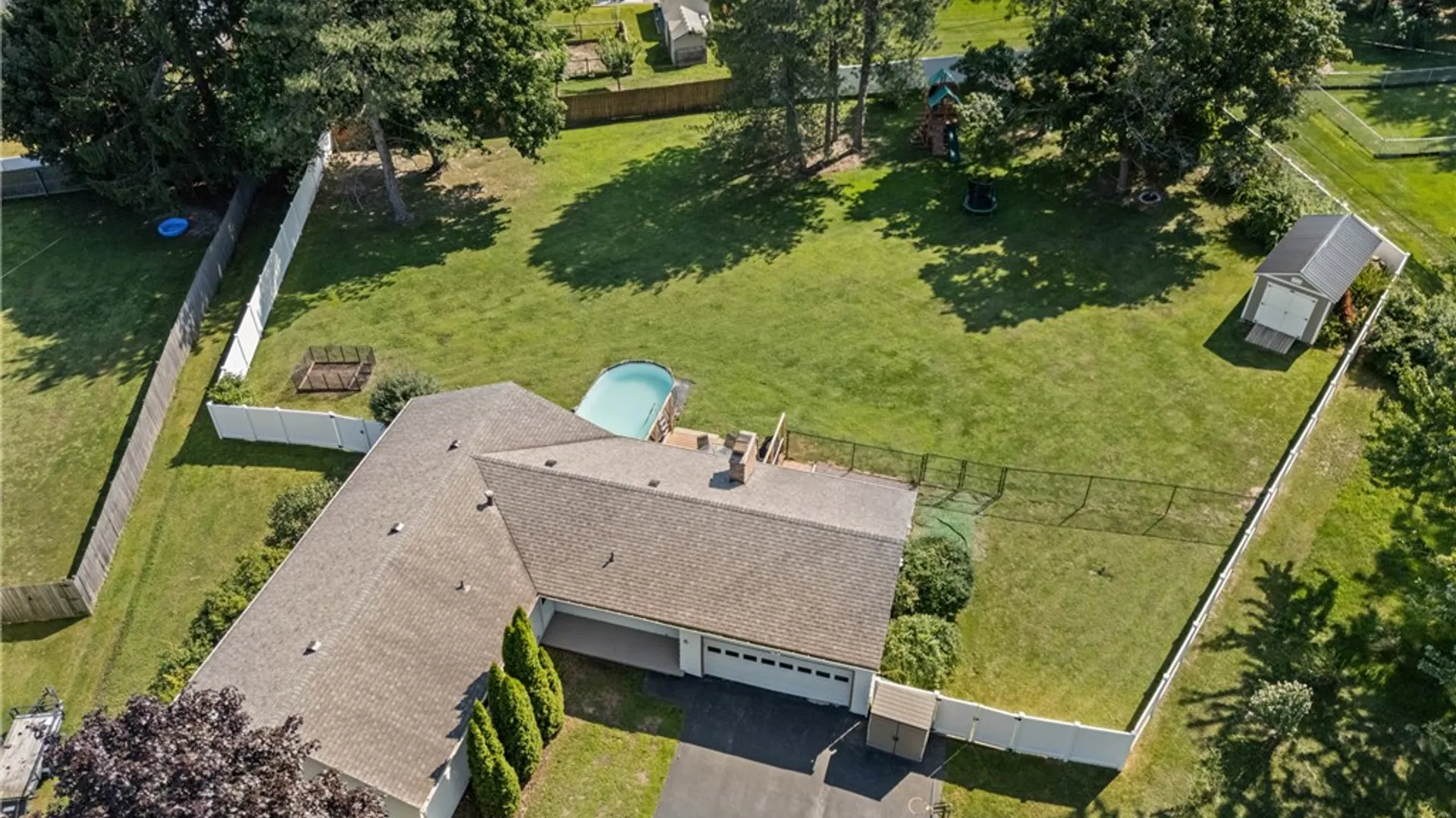 Property at 5 Starlight Circle, Perinton, NY 14450 43