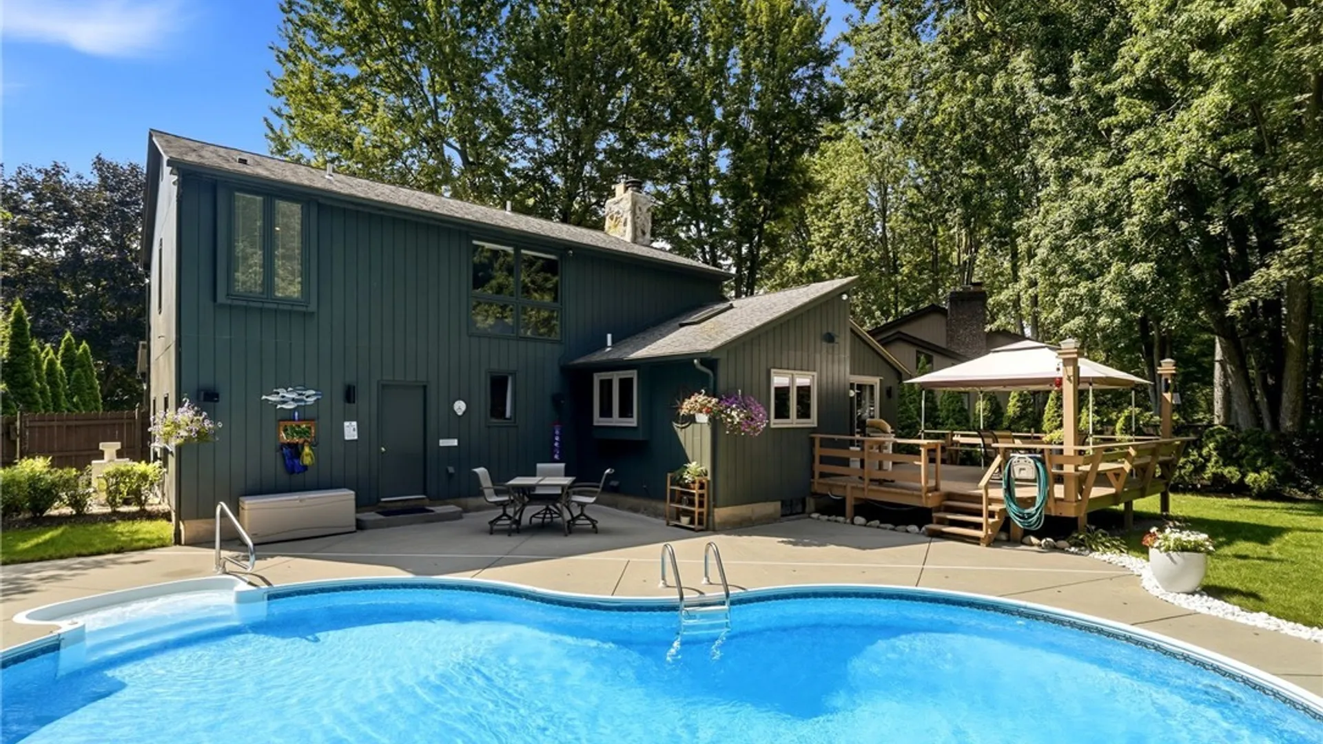 Property at 35 Lancelot Court, Amherst, NY 14068 37