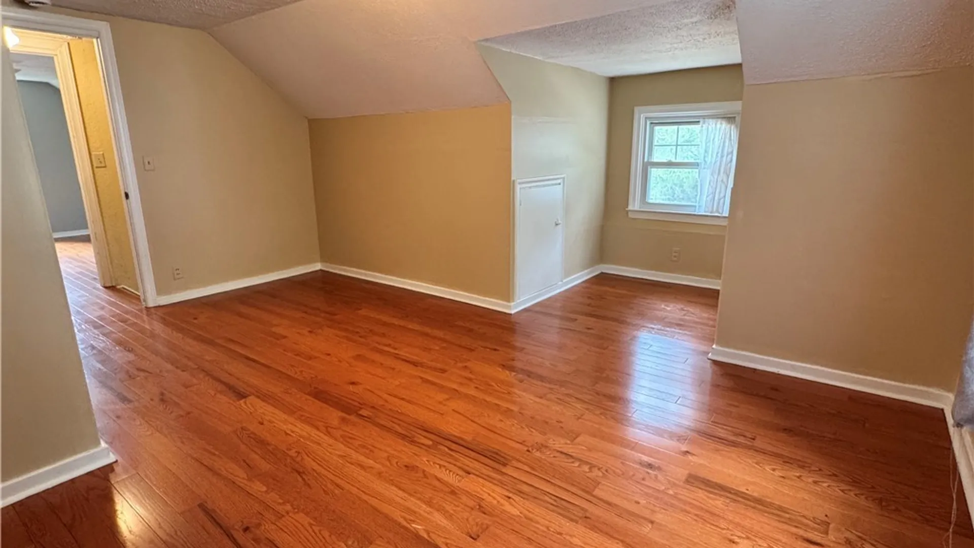 Property at 141 East Avenue, Syracuse, NY 13224 16