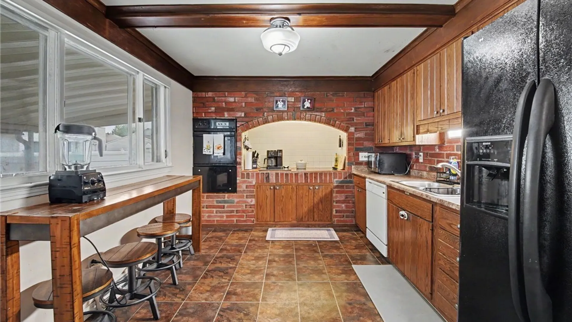 Property at 1658 Caravelle Drive, Niagara Falls, NY 14304 9