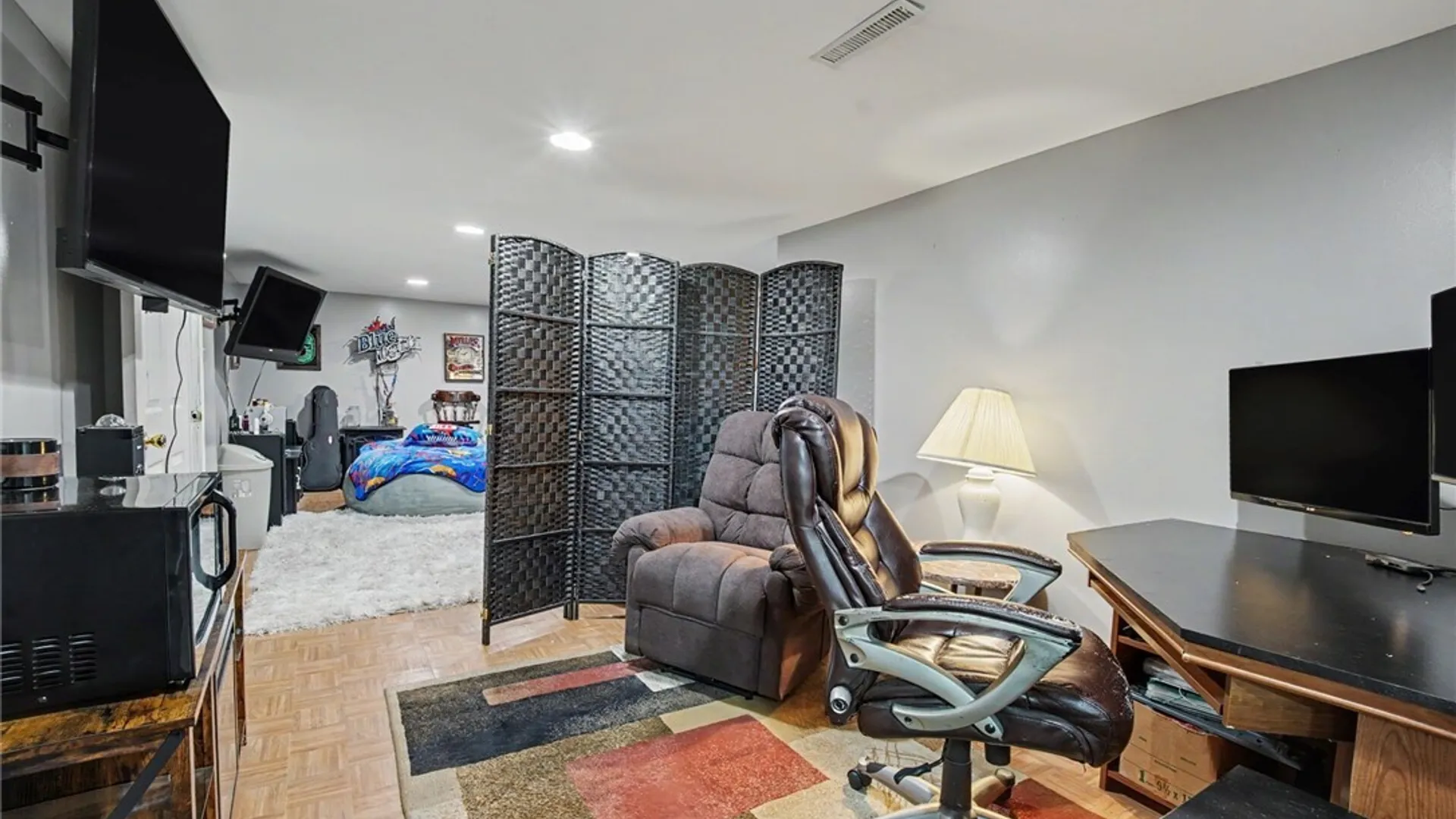 Property at 1658 Caravelle Drive, Niagara Falls, NY 14304 28