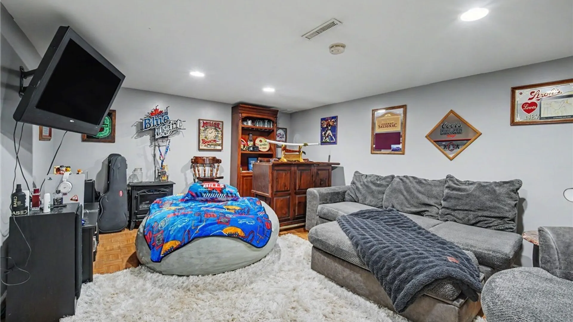 Property at 1658 Caravelle Drive, Niagara Falls, NY 14304 26