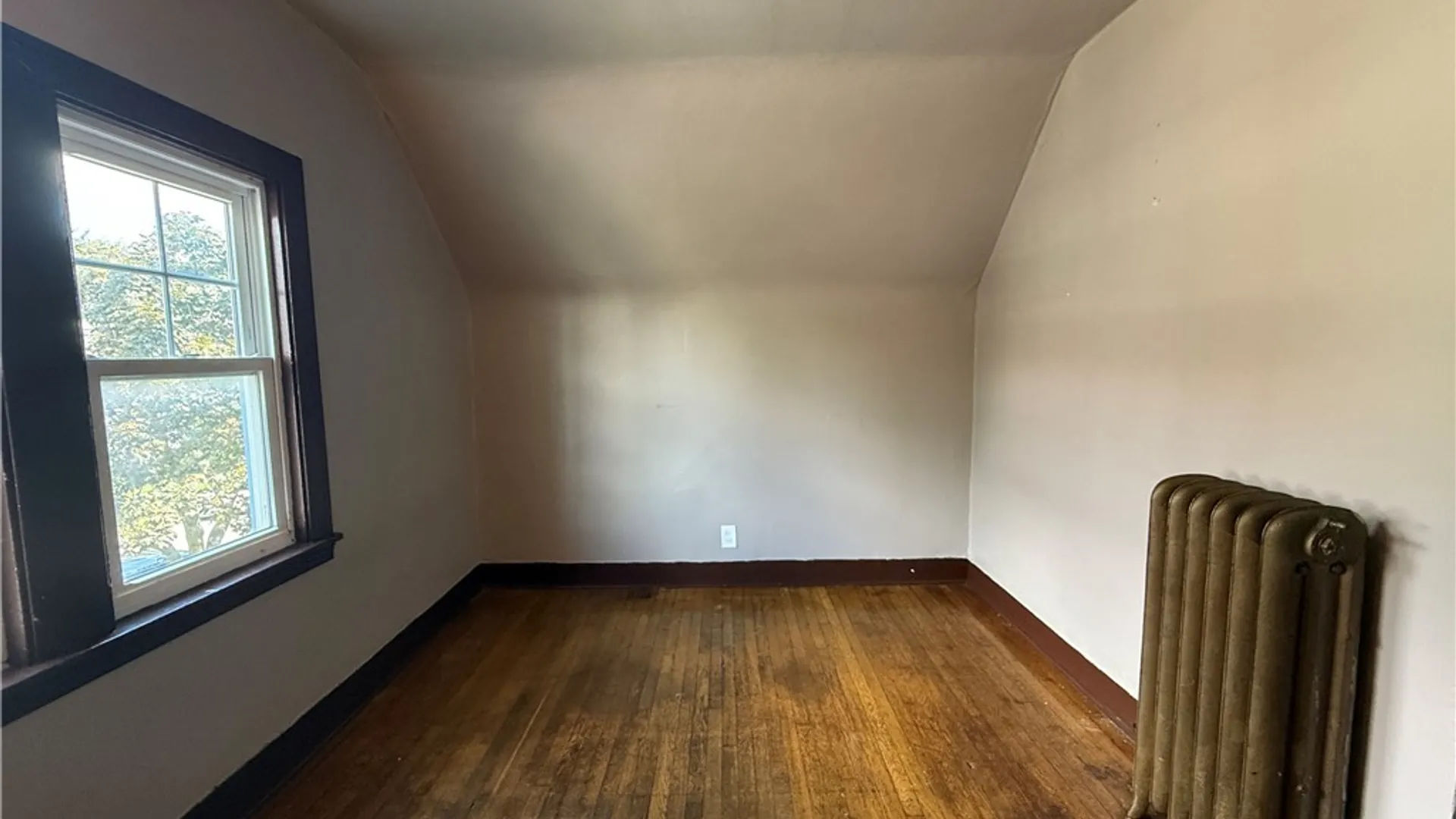 Property at 161 Farmer Street, Buffalo, NY 14207 12