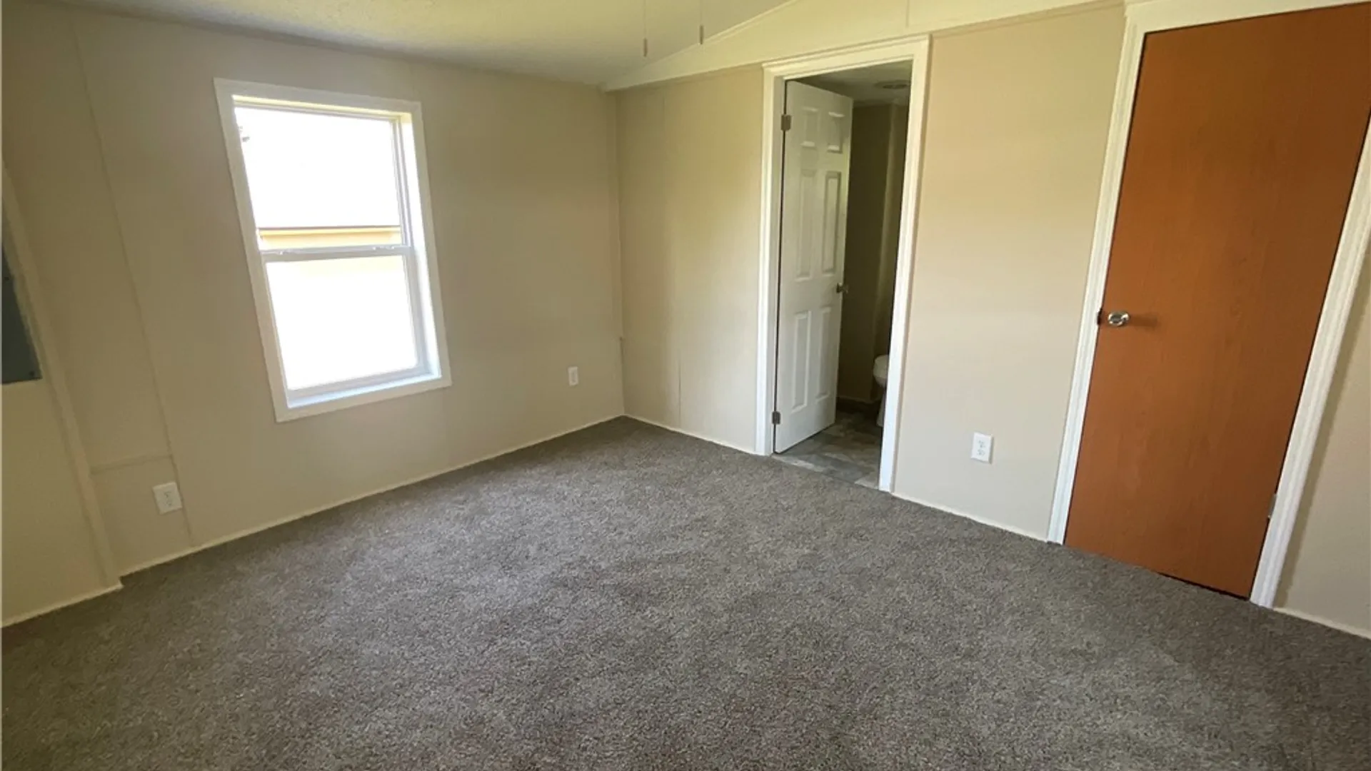 Property at 956 Middle Road, Scriba, NY 13126 16