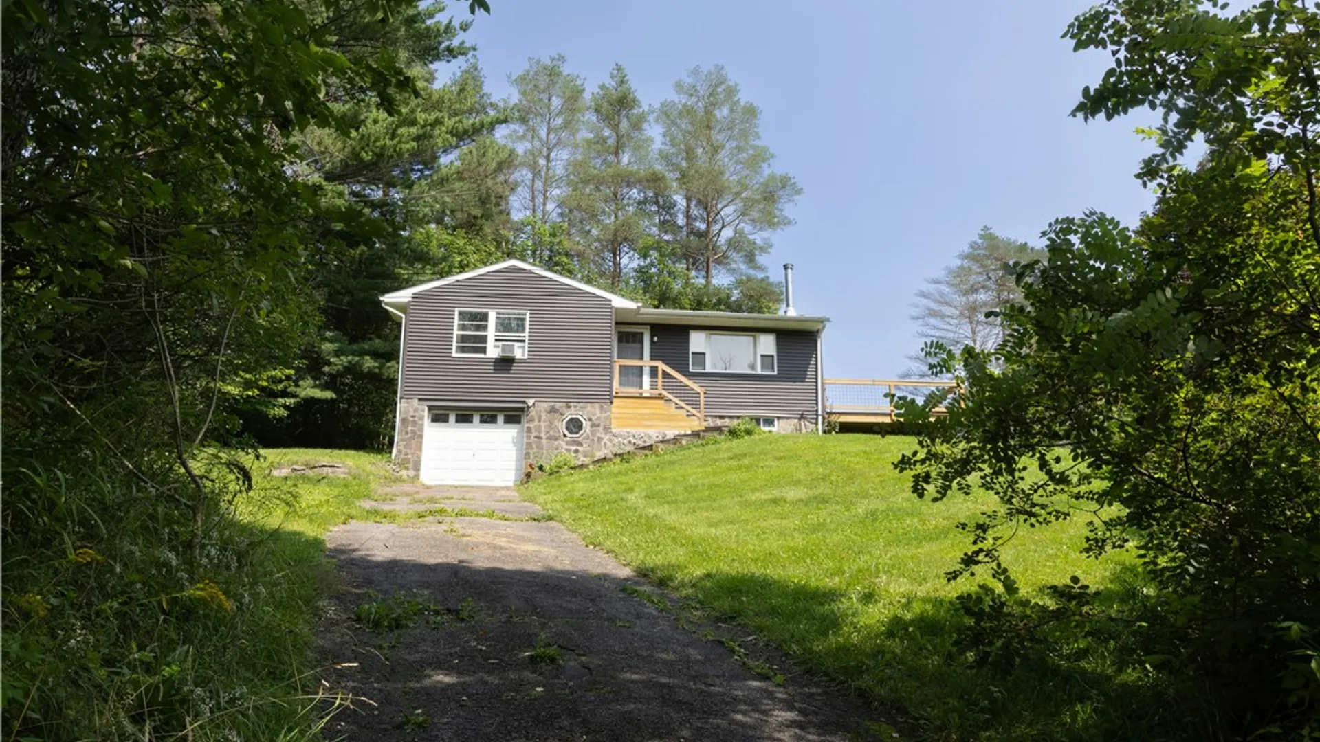 Property at 8 Turkey Ridge Rd, NY 12430 40