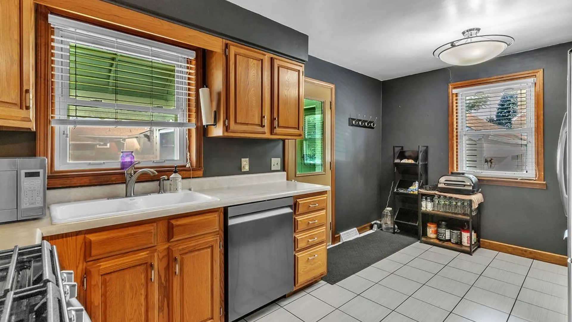 Property at 222 S Ogden Street, Buffalo, NY 14206 5