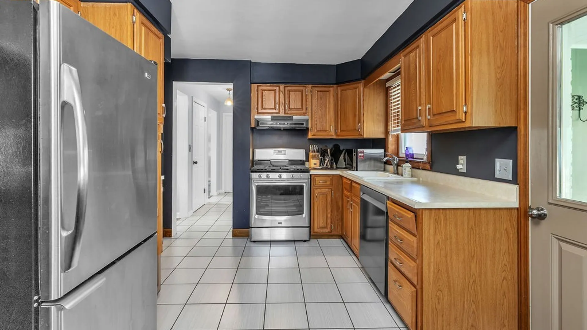 Property at 222 S Ogden Street, Buffalo, NY 14206 8