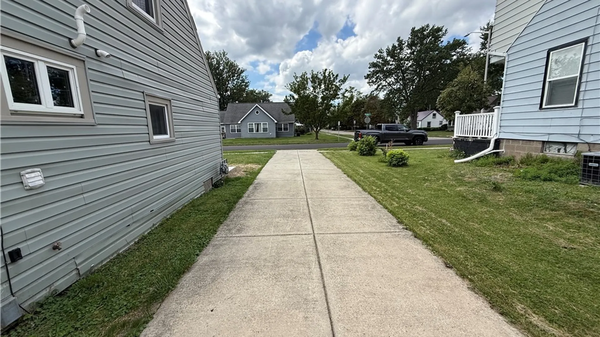 Property at 15 Heather Road, Cheektowaga, NY 14225 7