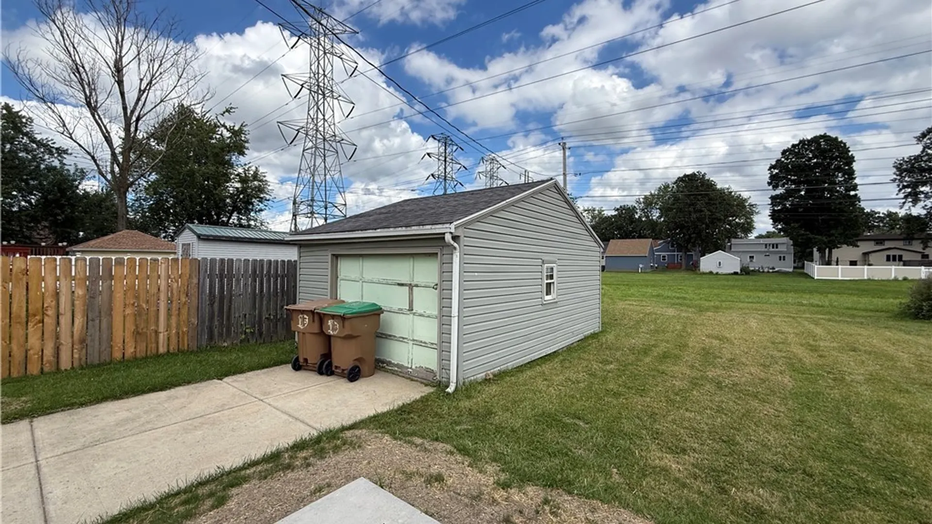 Property at 15 Heather Road, Cheektowaga, NY 14225 8