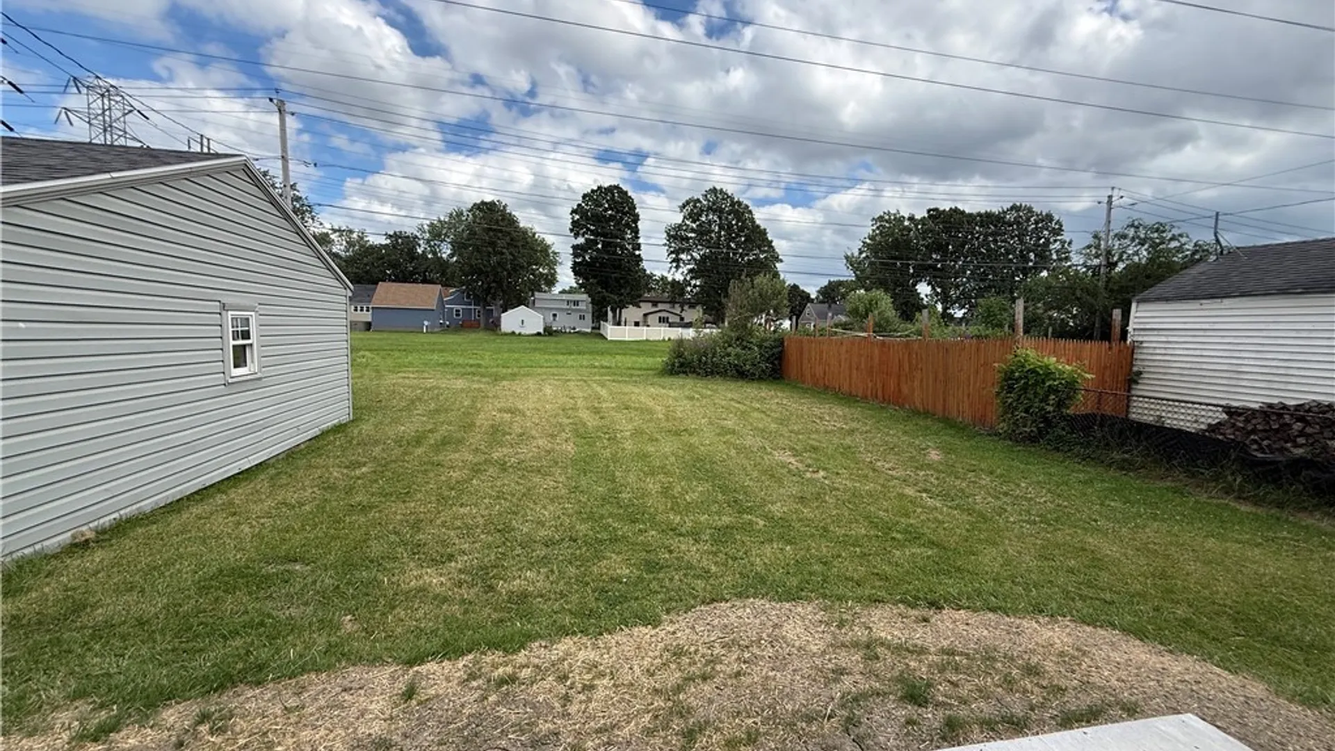 Property at 15 Heather Road, Cheektowaga, NY 14225 9