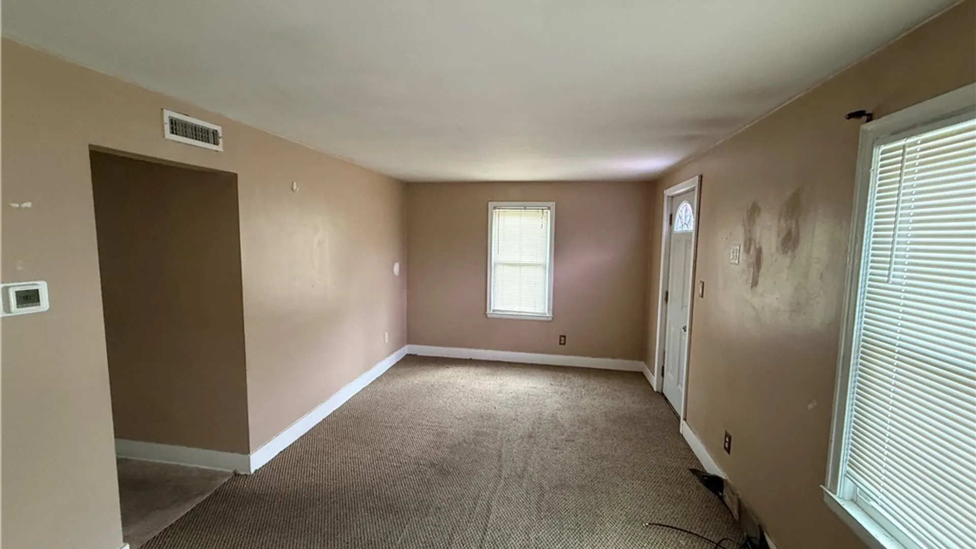 Property at 15 Heather Road, Cheektowaga, NY 14225 13