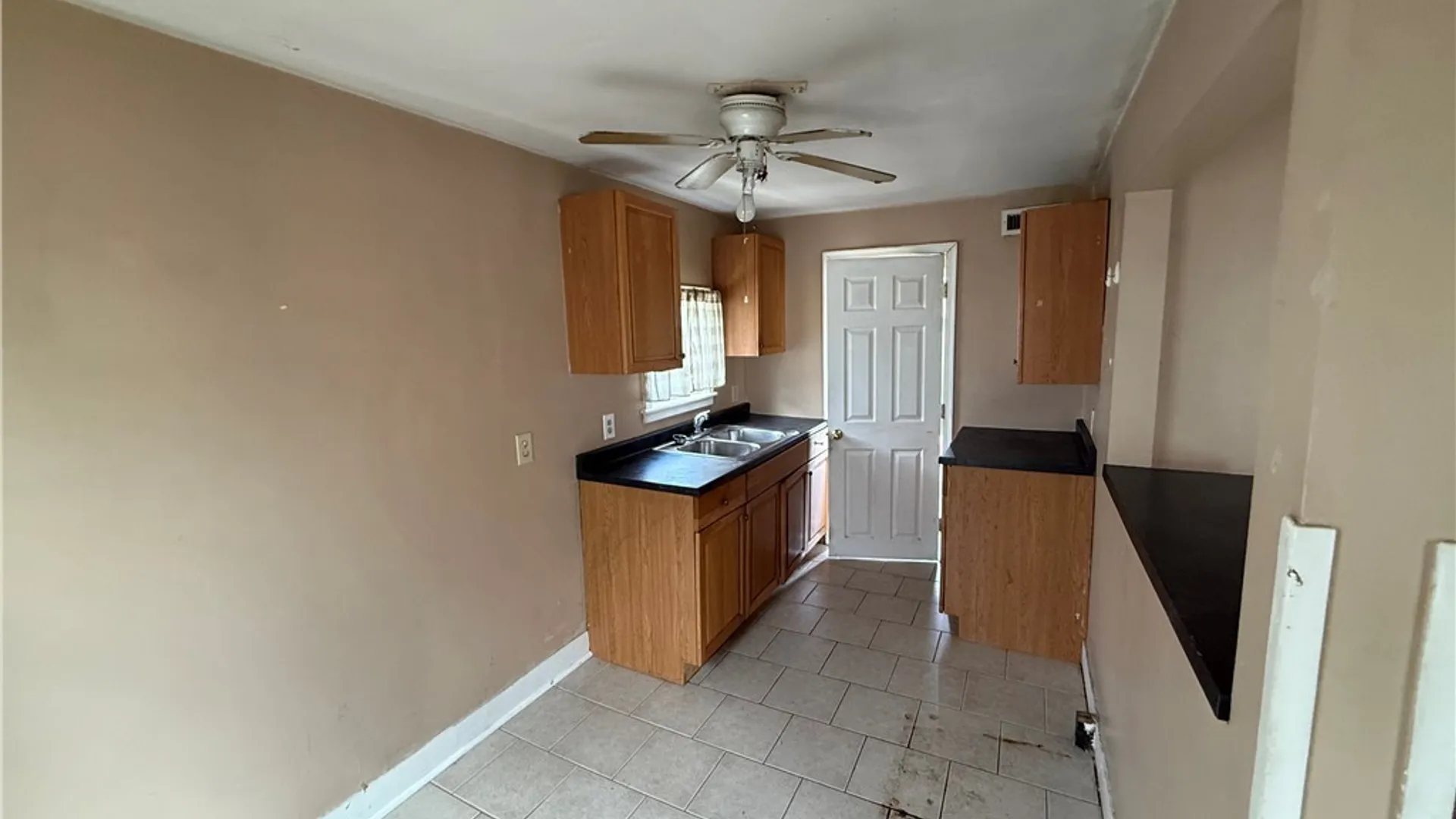 Property at 15 Heather Road, Cheektowaga, NY 14225 15