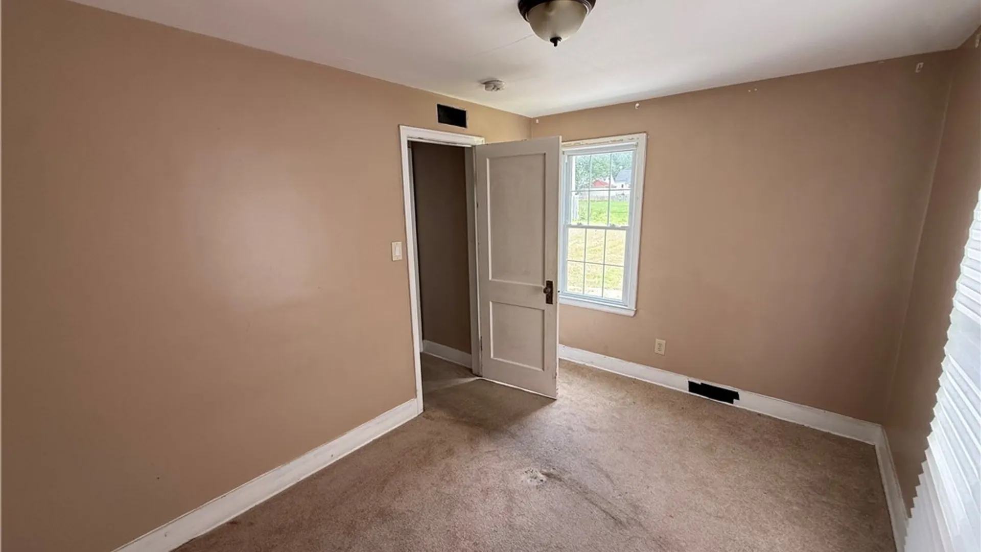 Property at 15 Heather Road, Cheektowaga, NY 14225 20