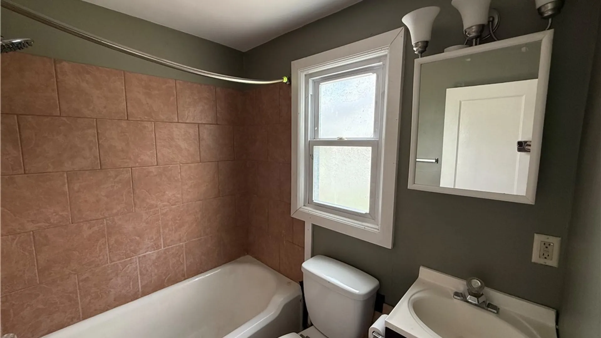 Property at 15 Heather Road, Cheektowaga, NY 14225 23