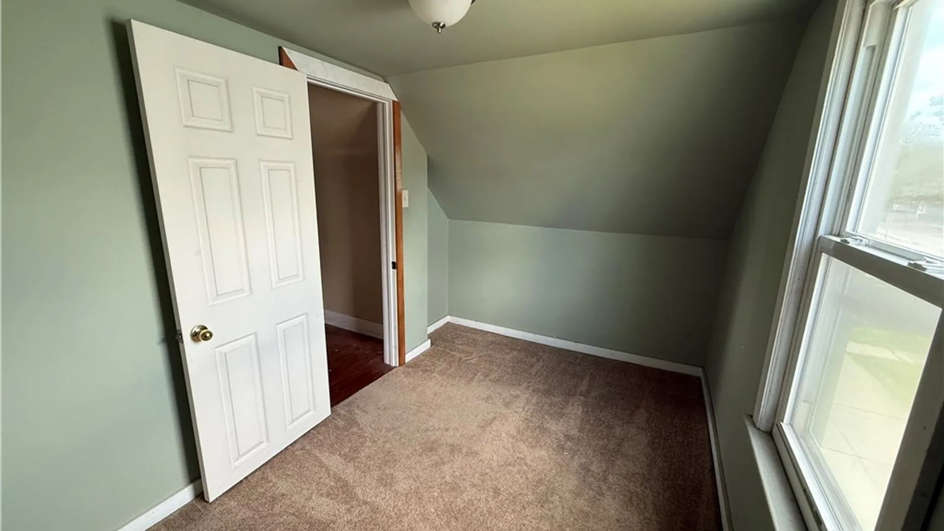 Property at 15 Heather Road, Cheektowaga, NY 14225 26
