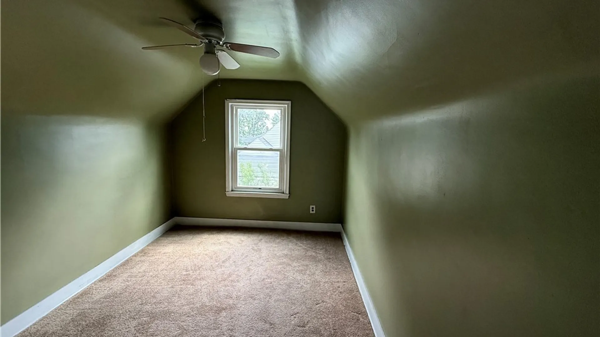 Property at 15 Heather Road, Cheektowaga, NY 14225 27