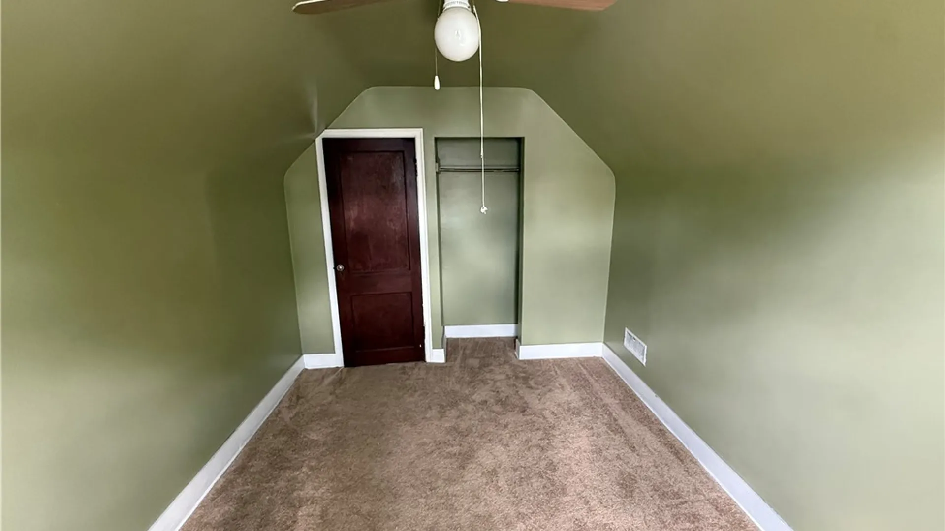 Property at 15 Heather Road, Cheektowaga, NY 14225 28