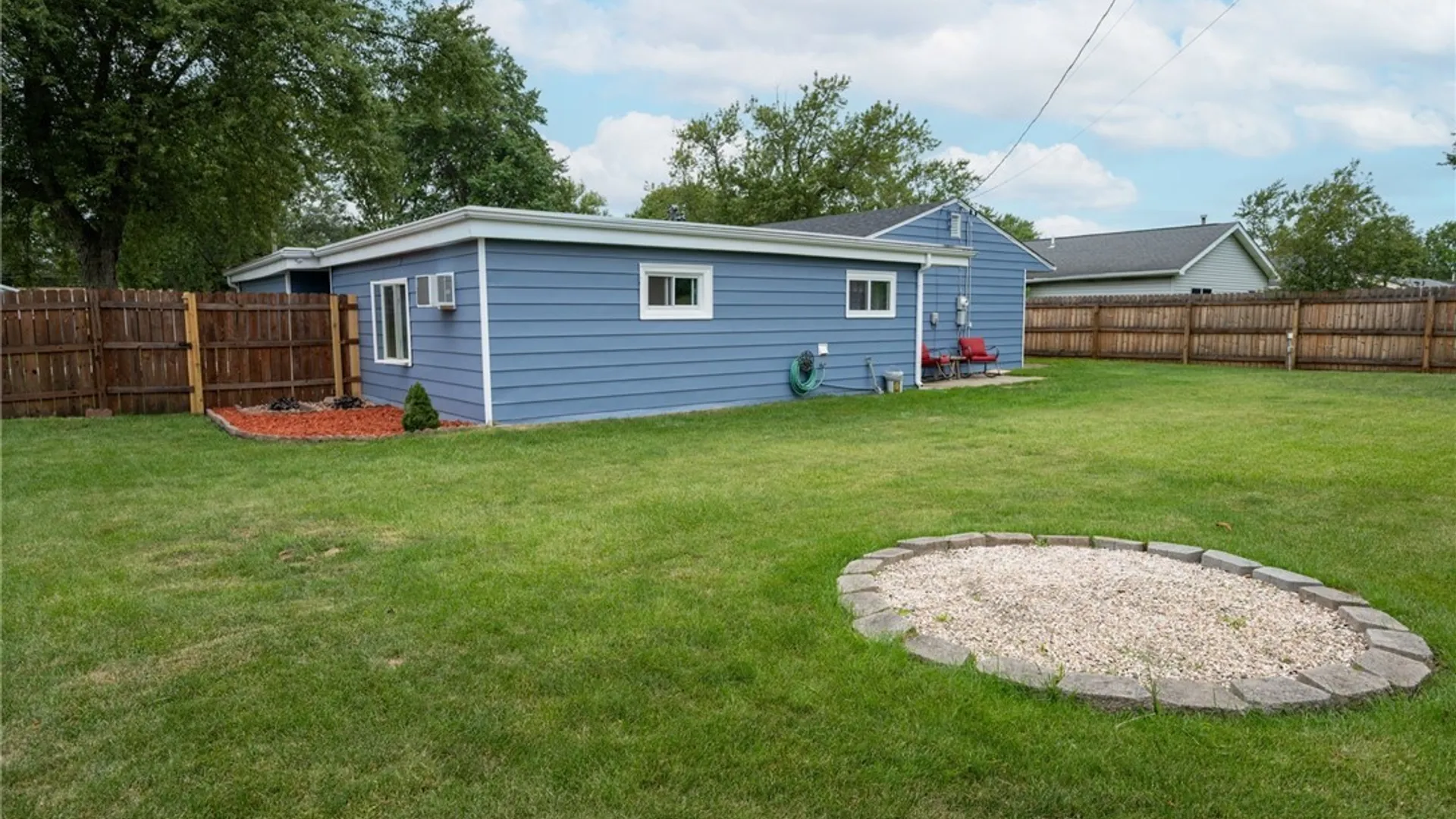 Property at 21 Beverly Drive, Cheektowaga, NY 14043 13