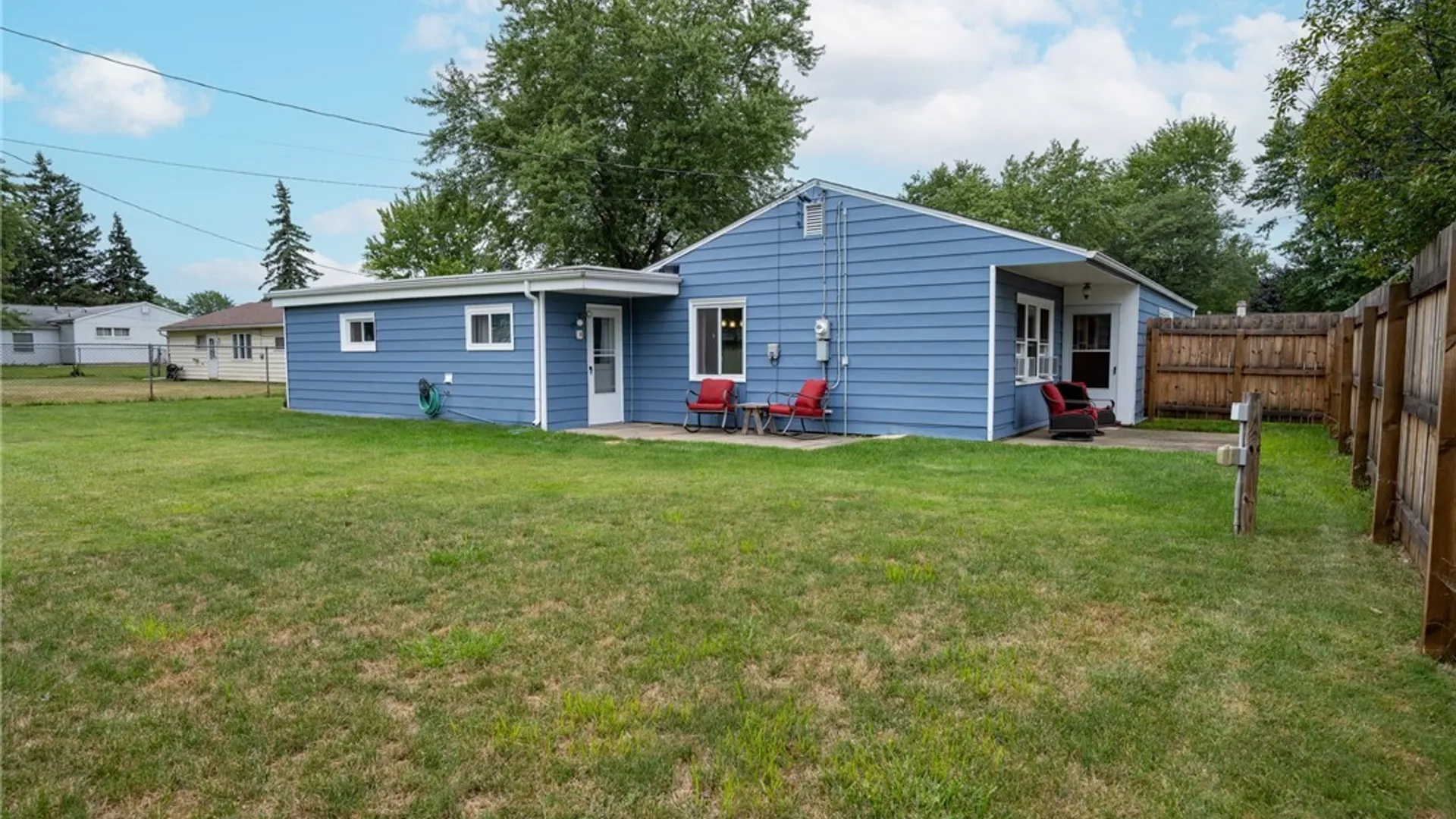 Property at 21 Beverly Drive, Cheektowaga, NY 14043 14