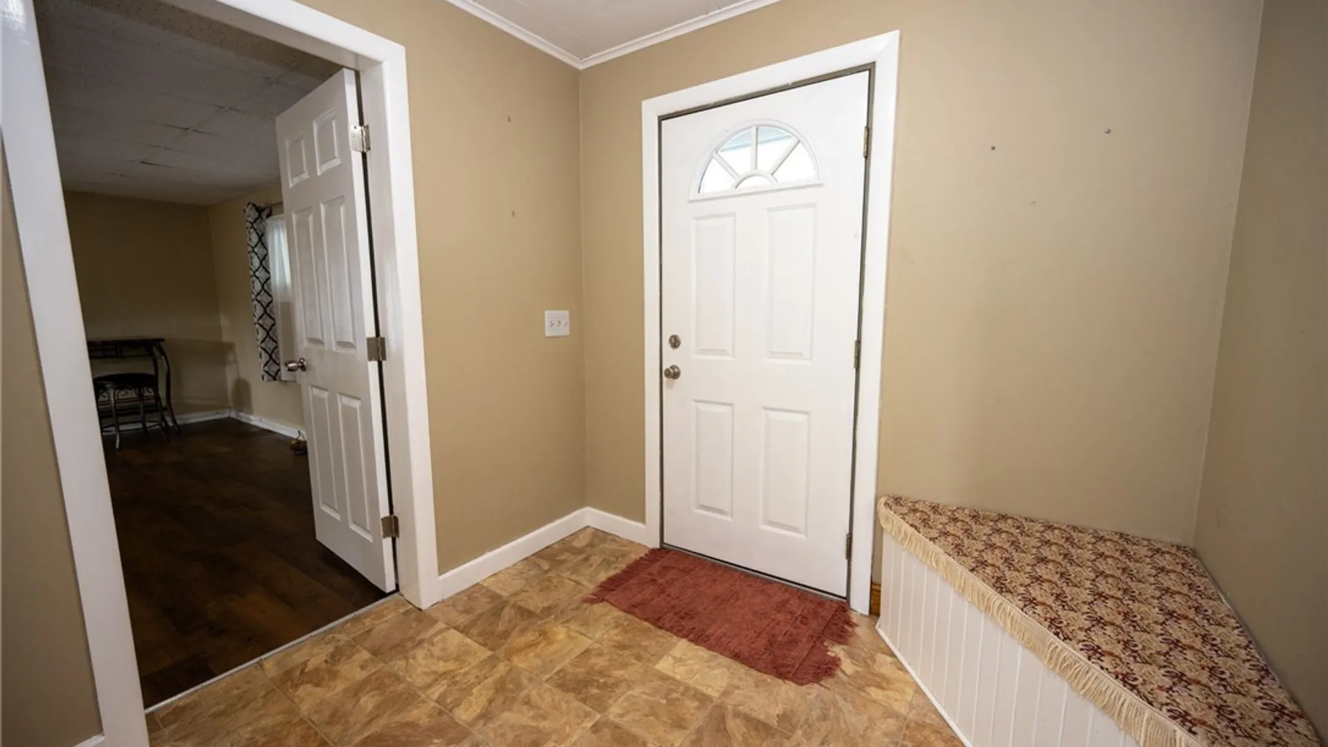 Property at 21 Beverly Drive, Cheektowaga, NY 14043 21