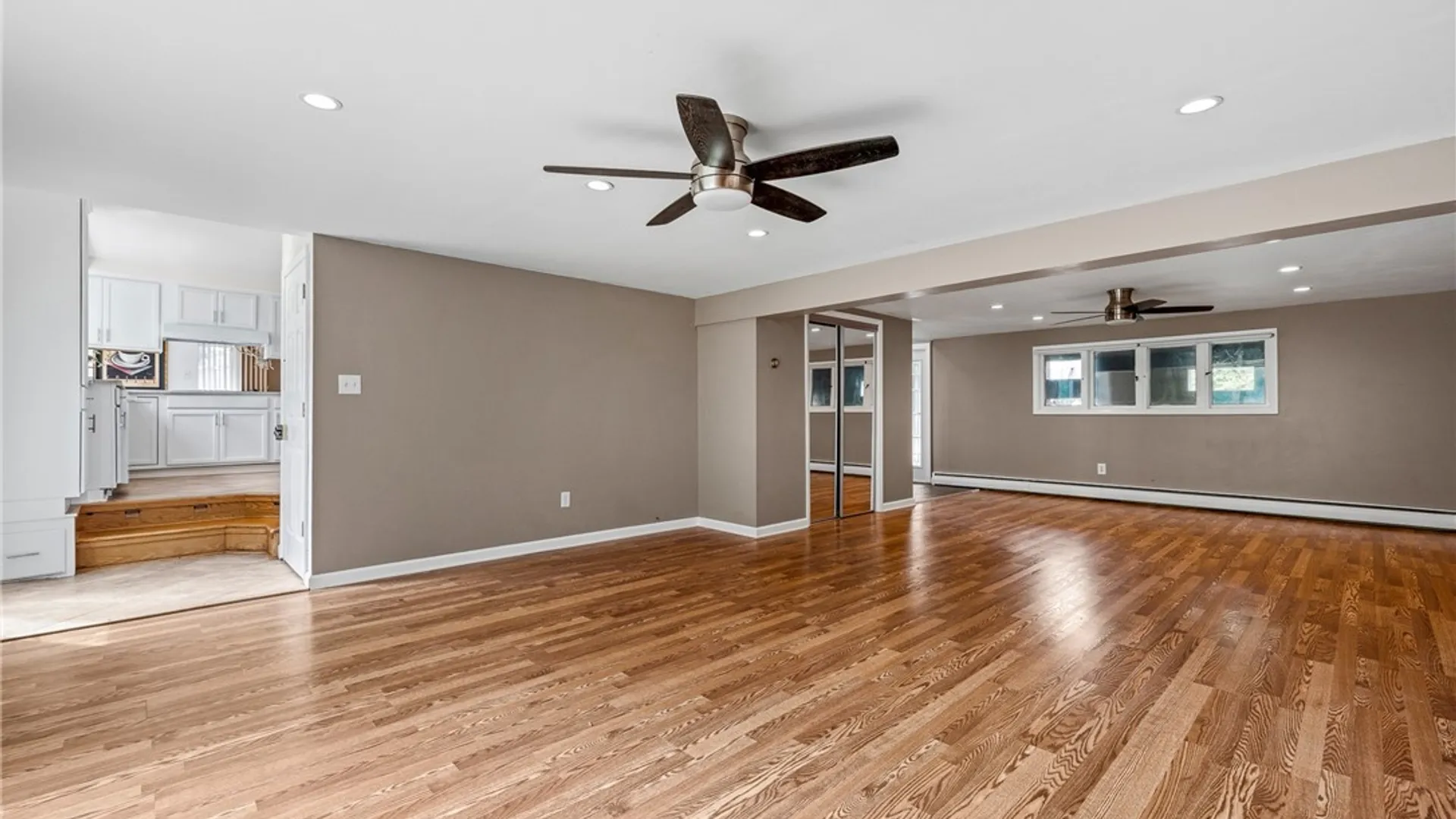 Property at 4885 Smiley Terrace, Clarence, NY 14031 23
