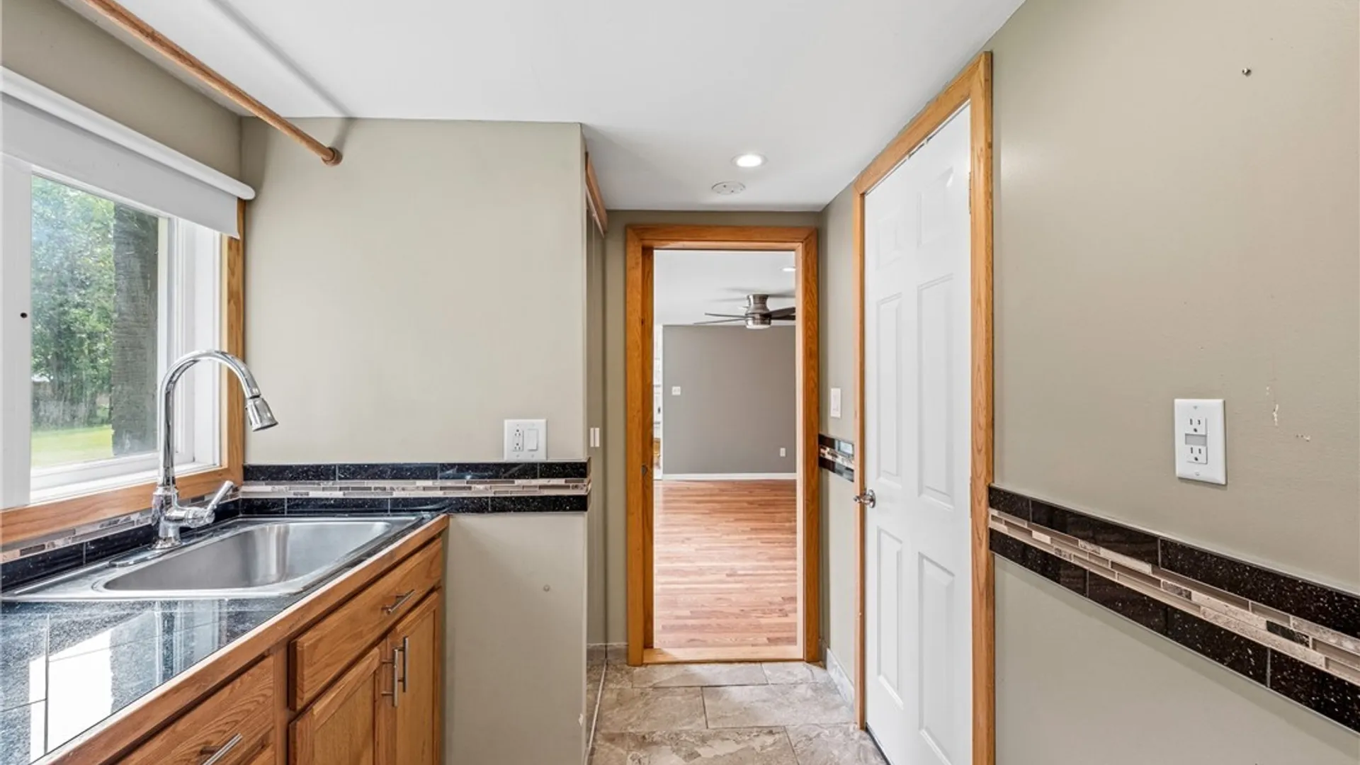 Property at 4885 Smiley Terrace, Clarence, NY 14031 24