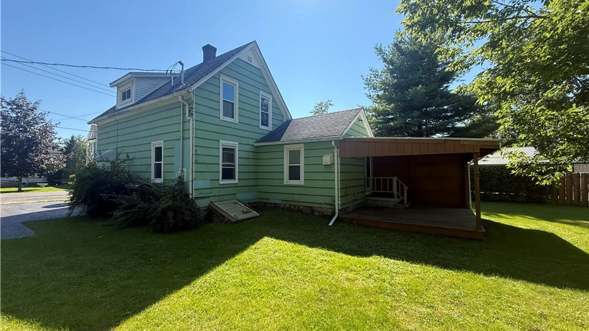 Property at 283 Wilcox Street, Wilson, NY 14172 3