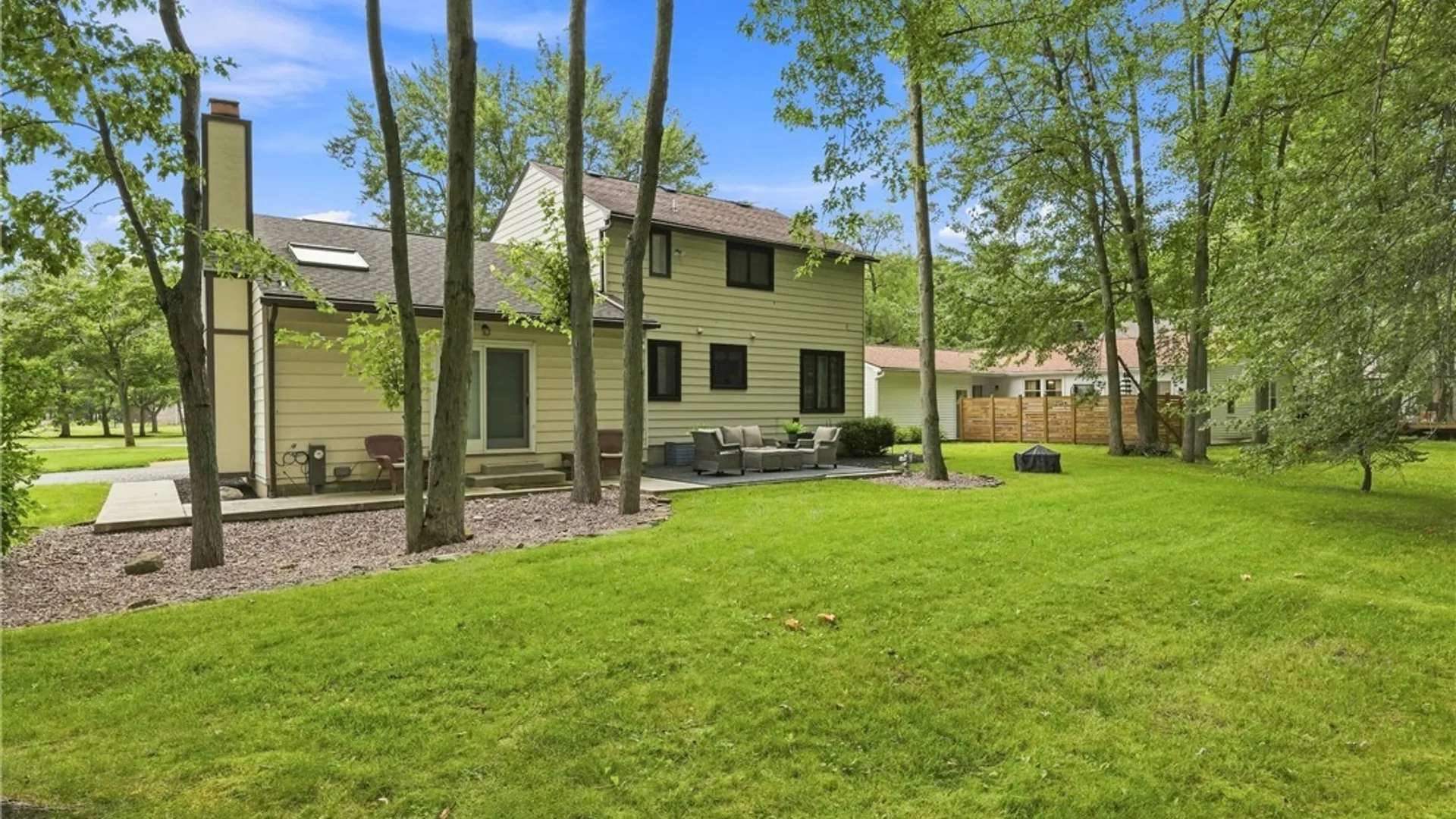 Property at 85 Moorgate Court, Amherst, NY 14051 34