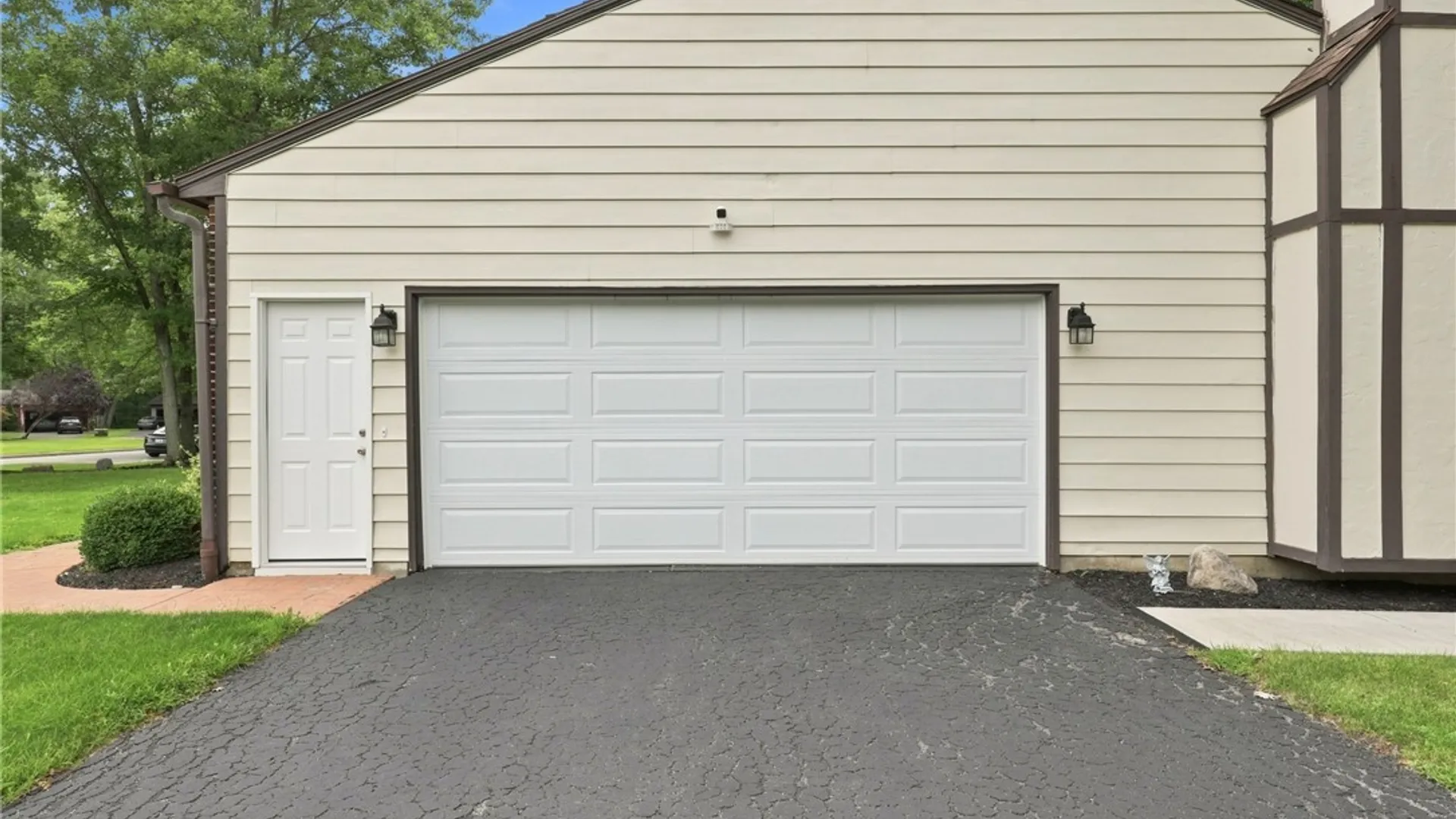 Property at 85 Moorgate Court, Amherst, NY 14051 39