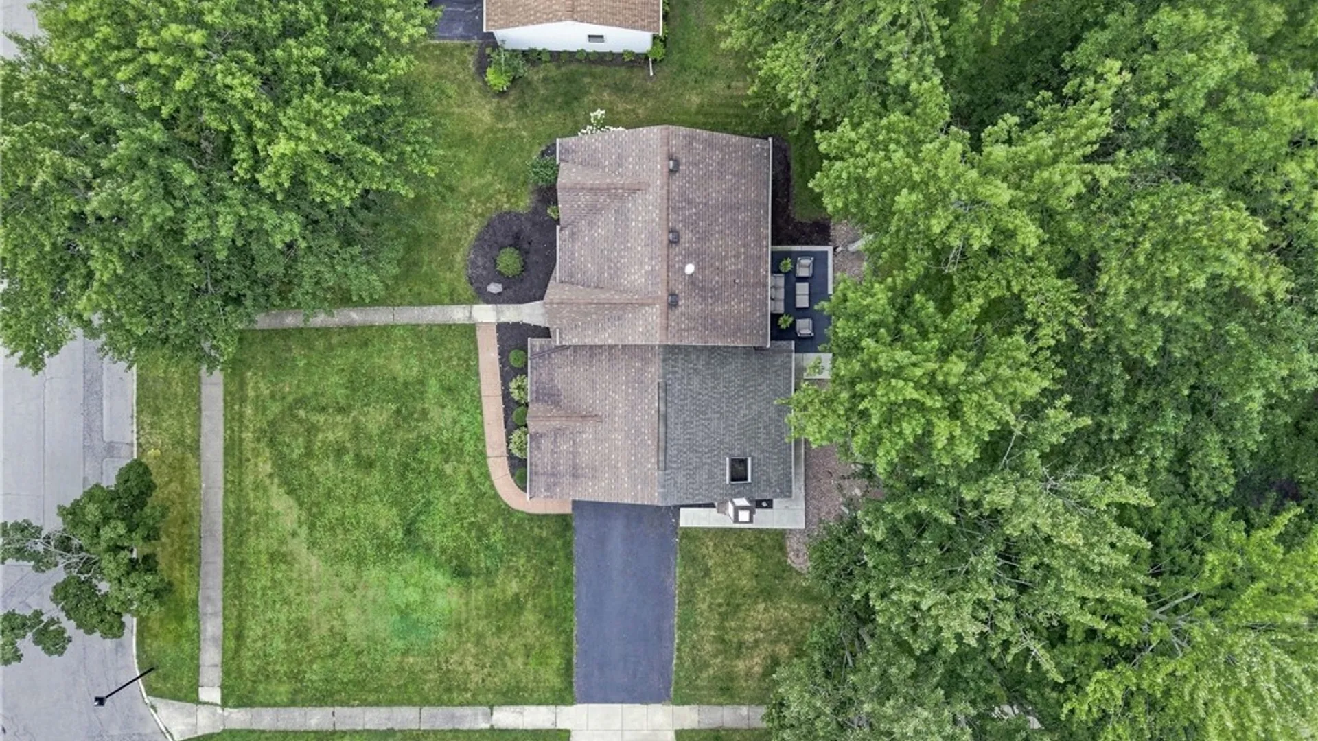 Property at 85 Moorgate Court, Amherst, NY 14051 45