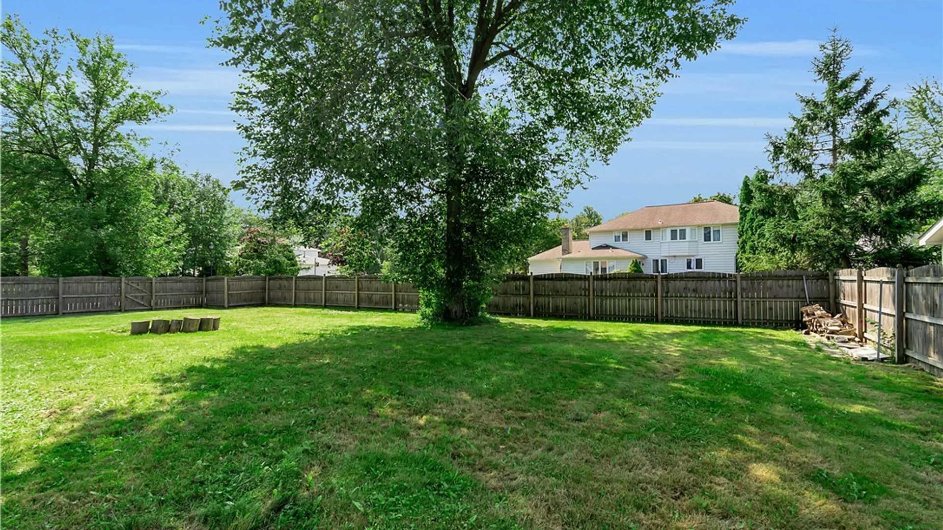 Property at 135 Plantation Court, Amherst, NY 14051 41