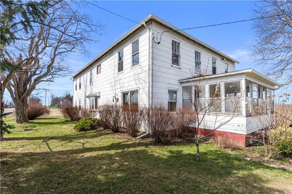 Property at 3196 State Route 488, Phelps, NY 14532