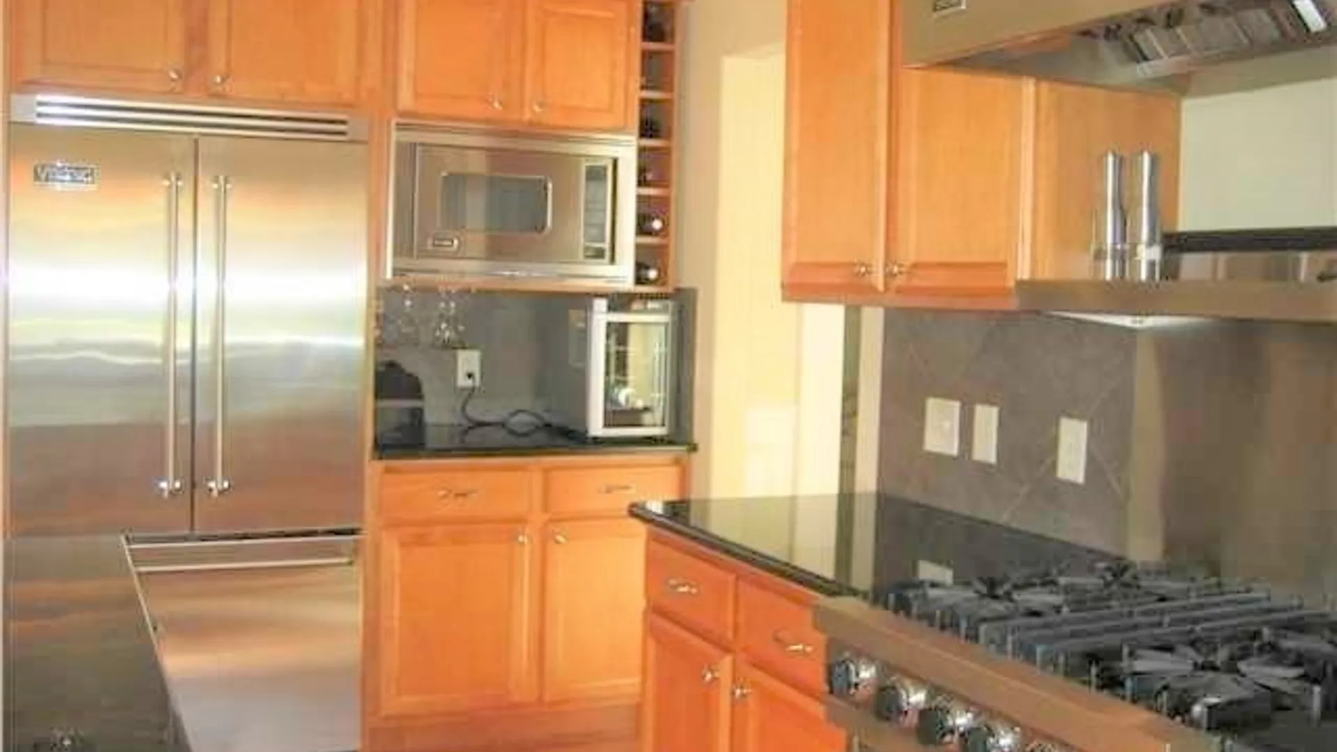 Property at 5065 Yellow Wood Parkway, DeWitt, NY 13078 4