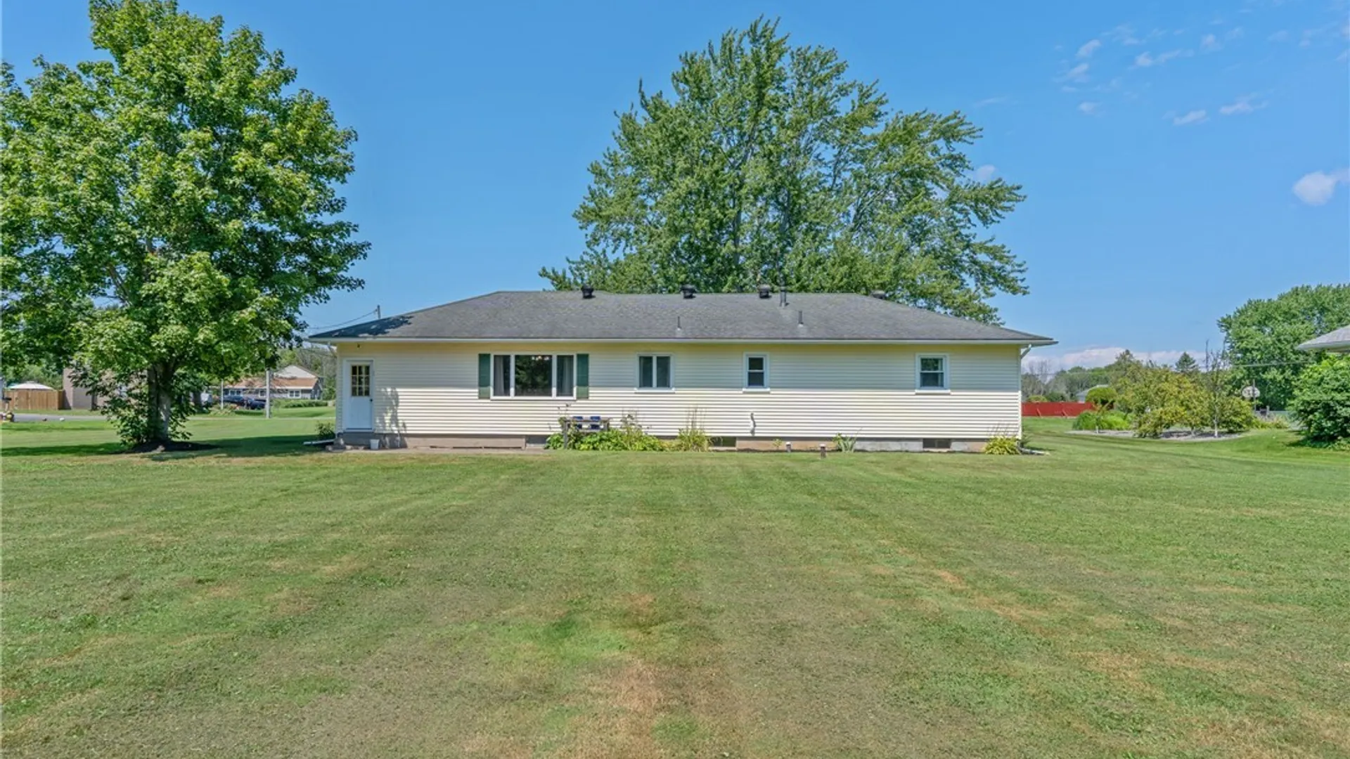 Property at 24 Castle Drive, Minetto, NY 13126 5