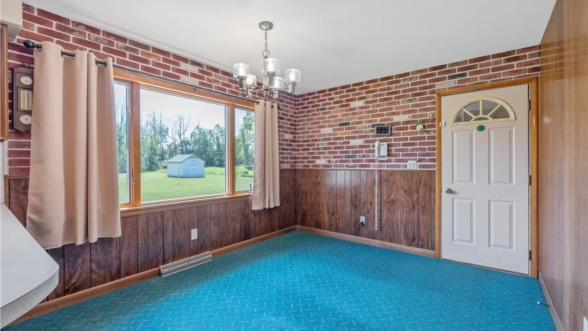Property at 24 Castle Drive, Minetto, NY 13126 13