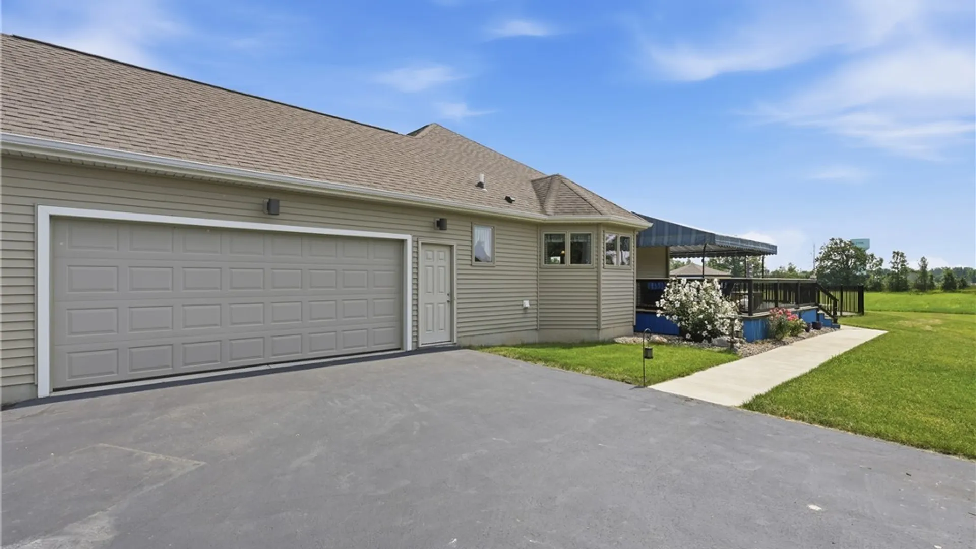 Property at 4922 Beach Ridge Road, Pendleton, NY 14094 44