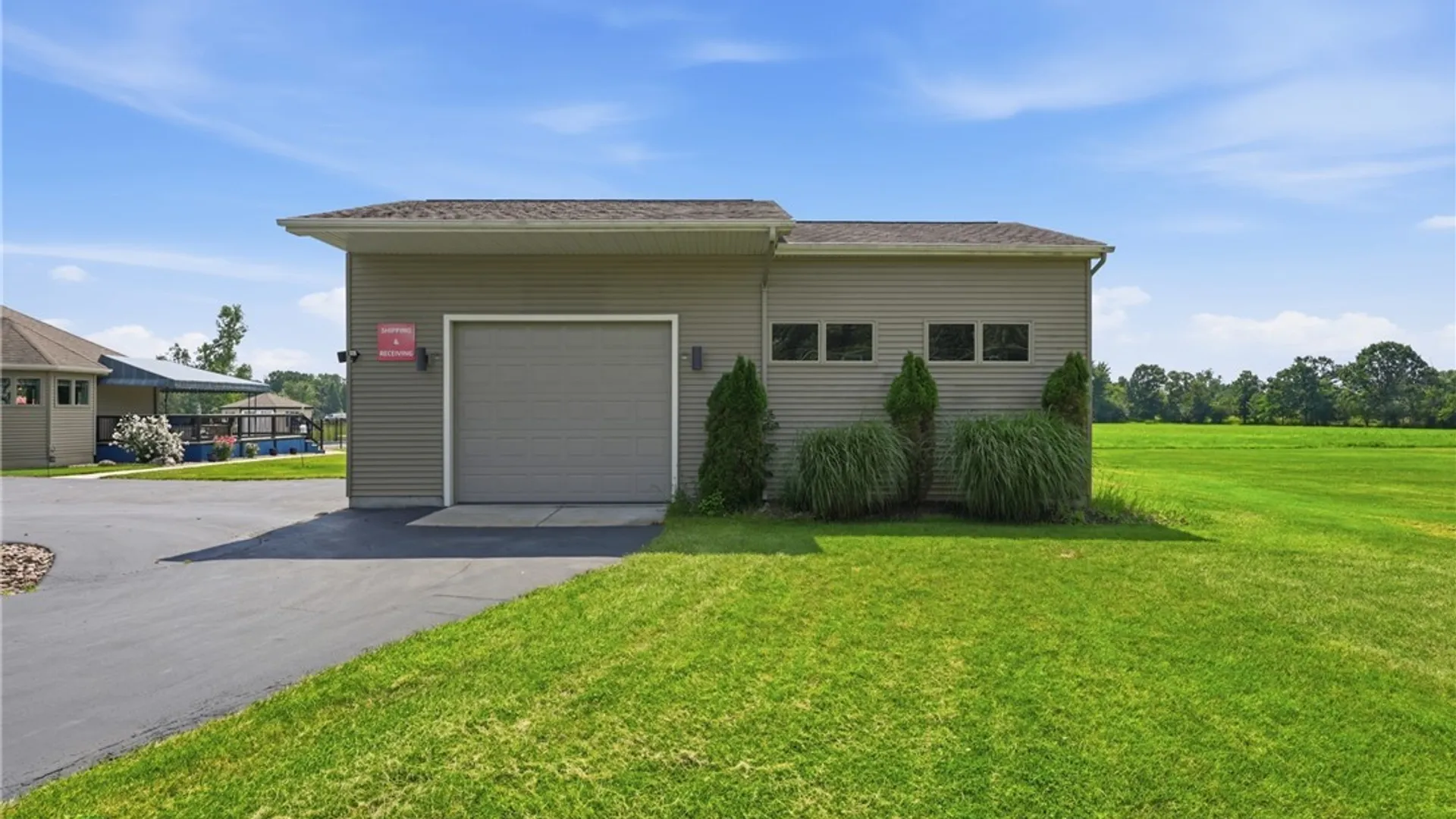 Property at 4922 Beach Ridge Road, Pendleton, NY 14094 6