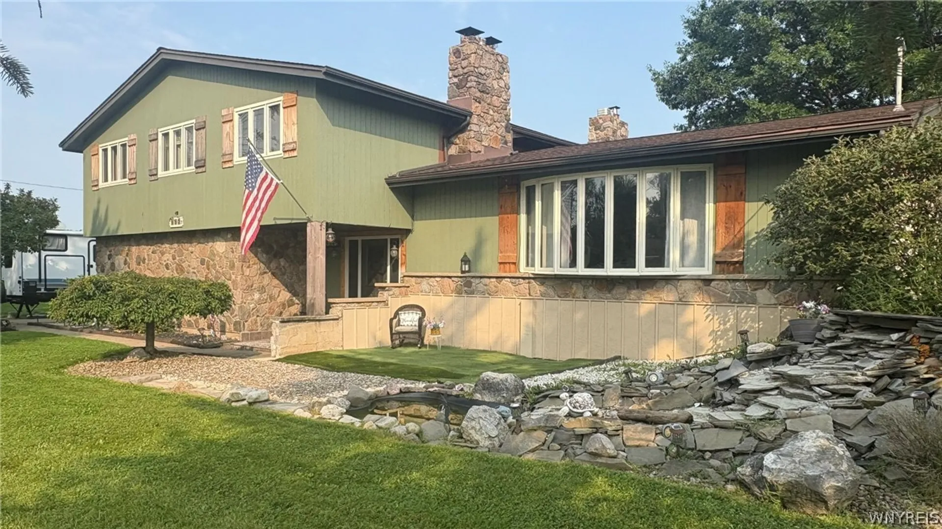 Property at 987 N Hewitt Drive, Lewiston, NY 14092 4