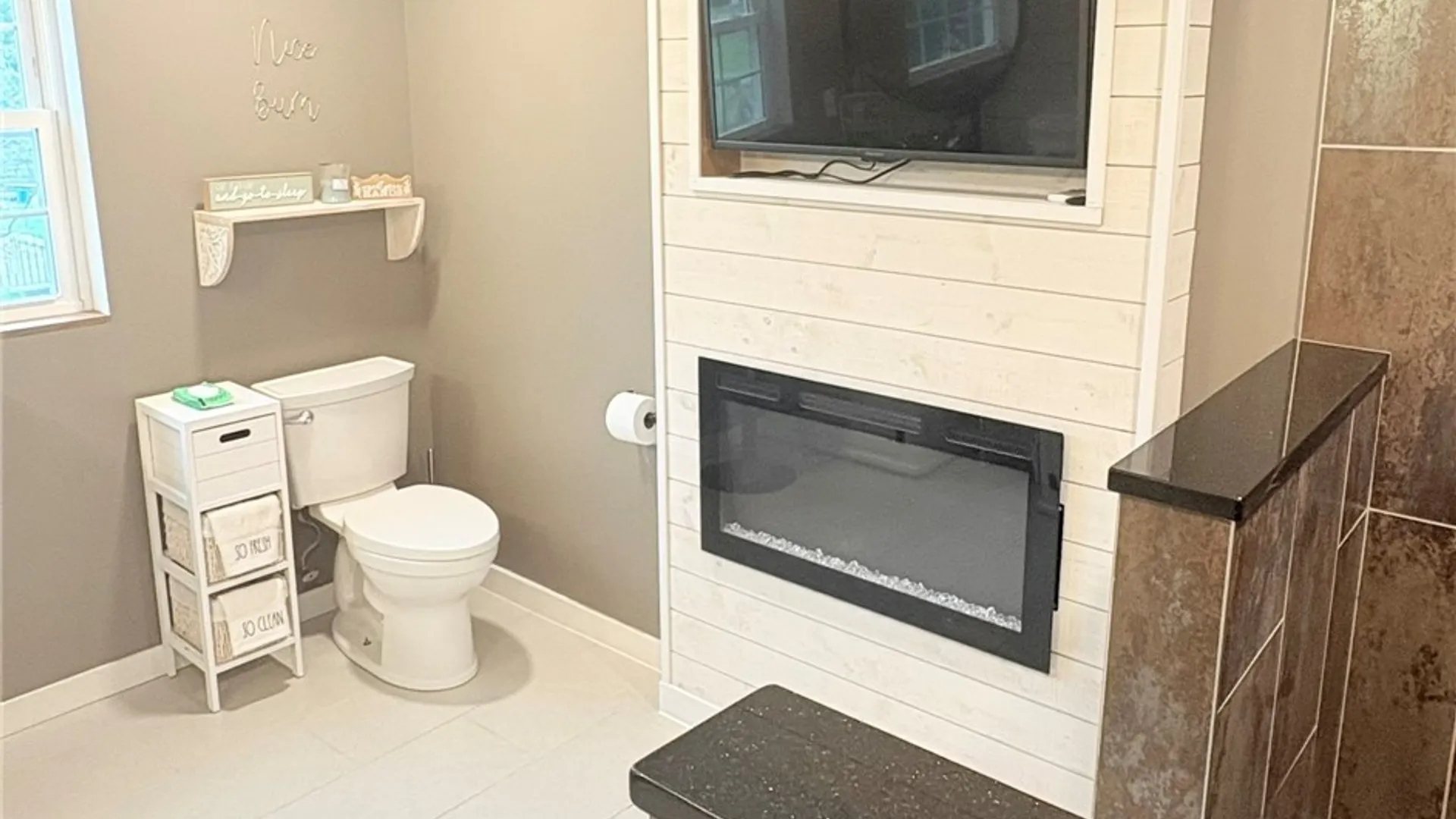 Property at 987 N Hewitt Drive, Lewiston, NY 14092 35