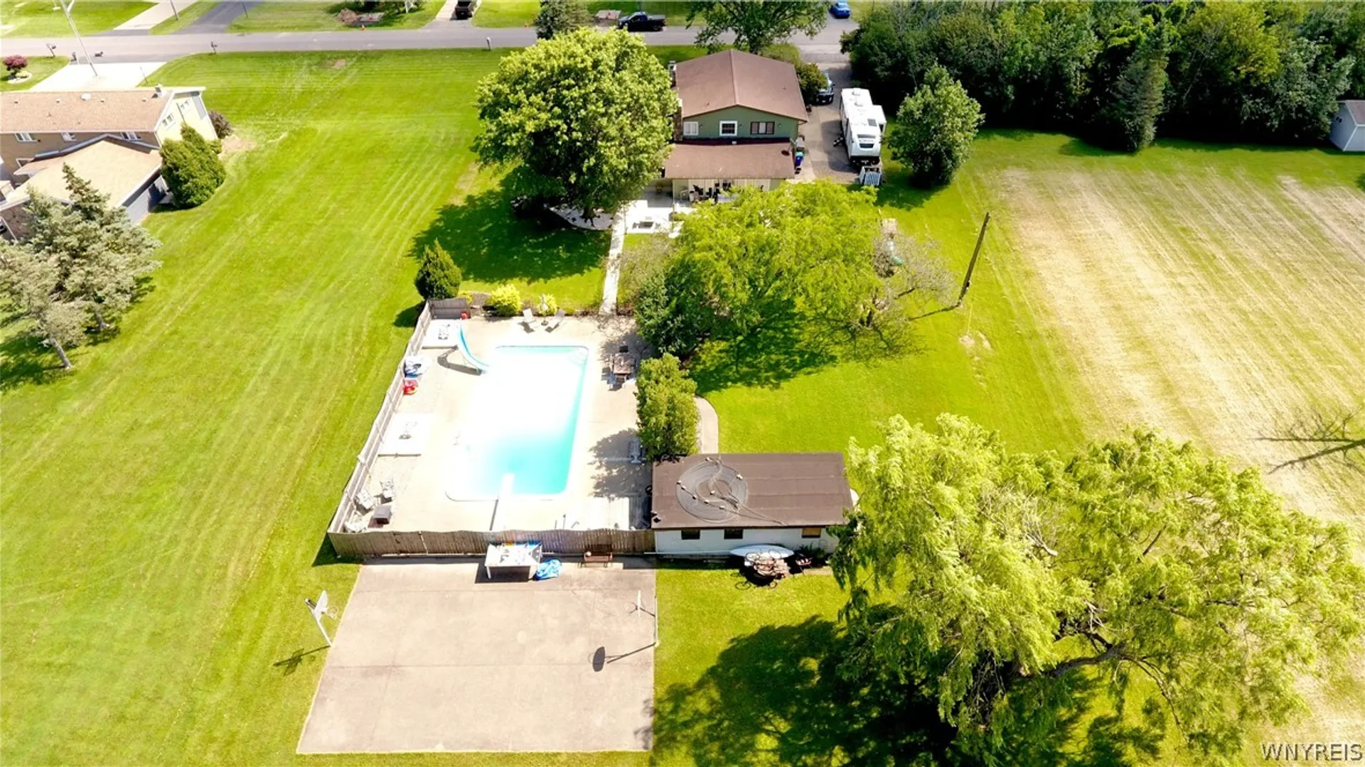 Property at 987 N Hewitt Drive, Lewiston, NY 14092 8