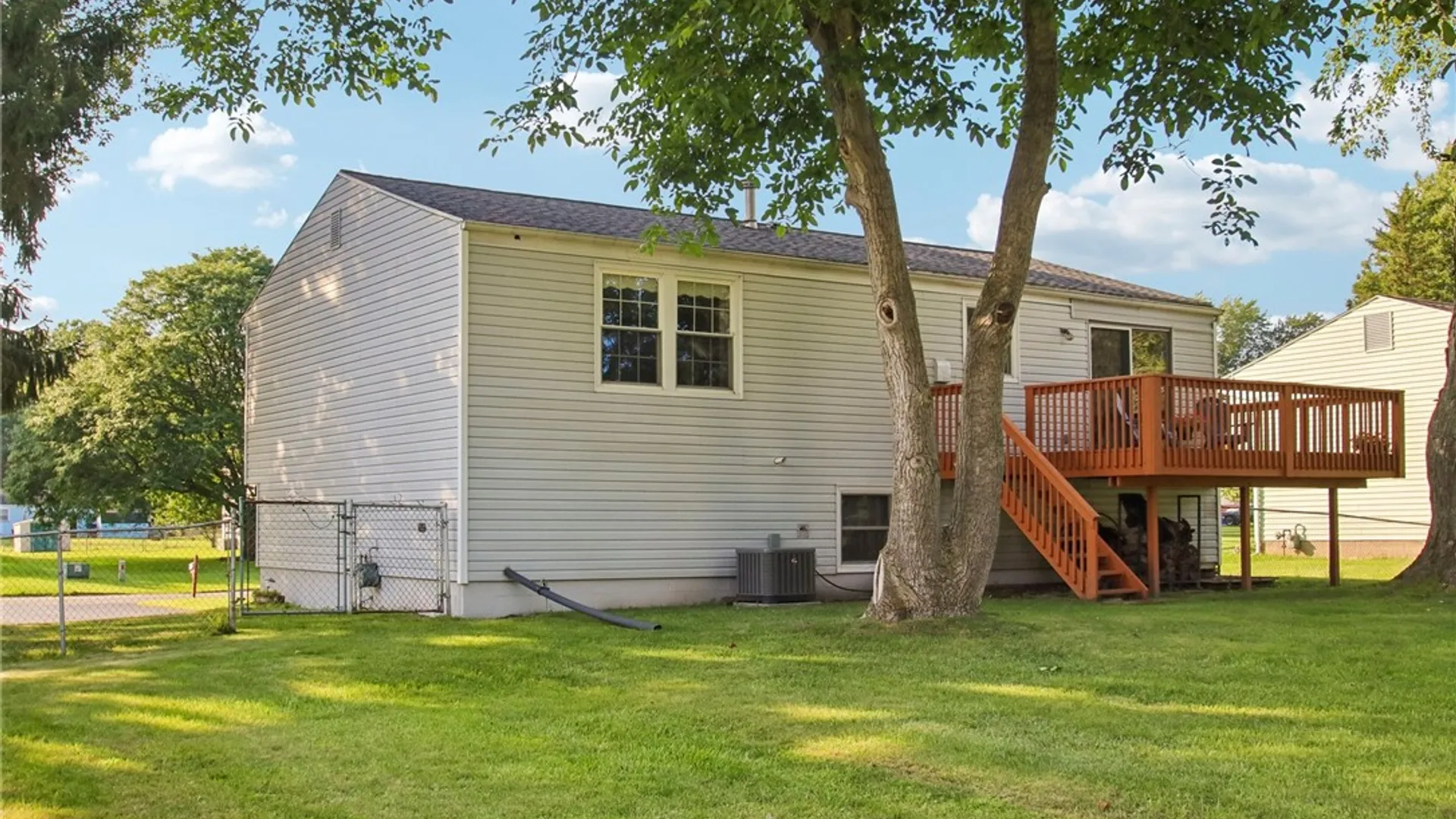 Property at 59 Hay Market Road, Chili, NY 14624 5