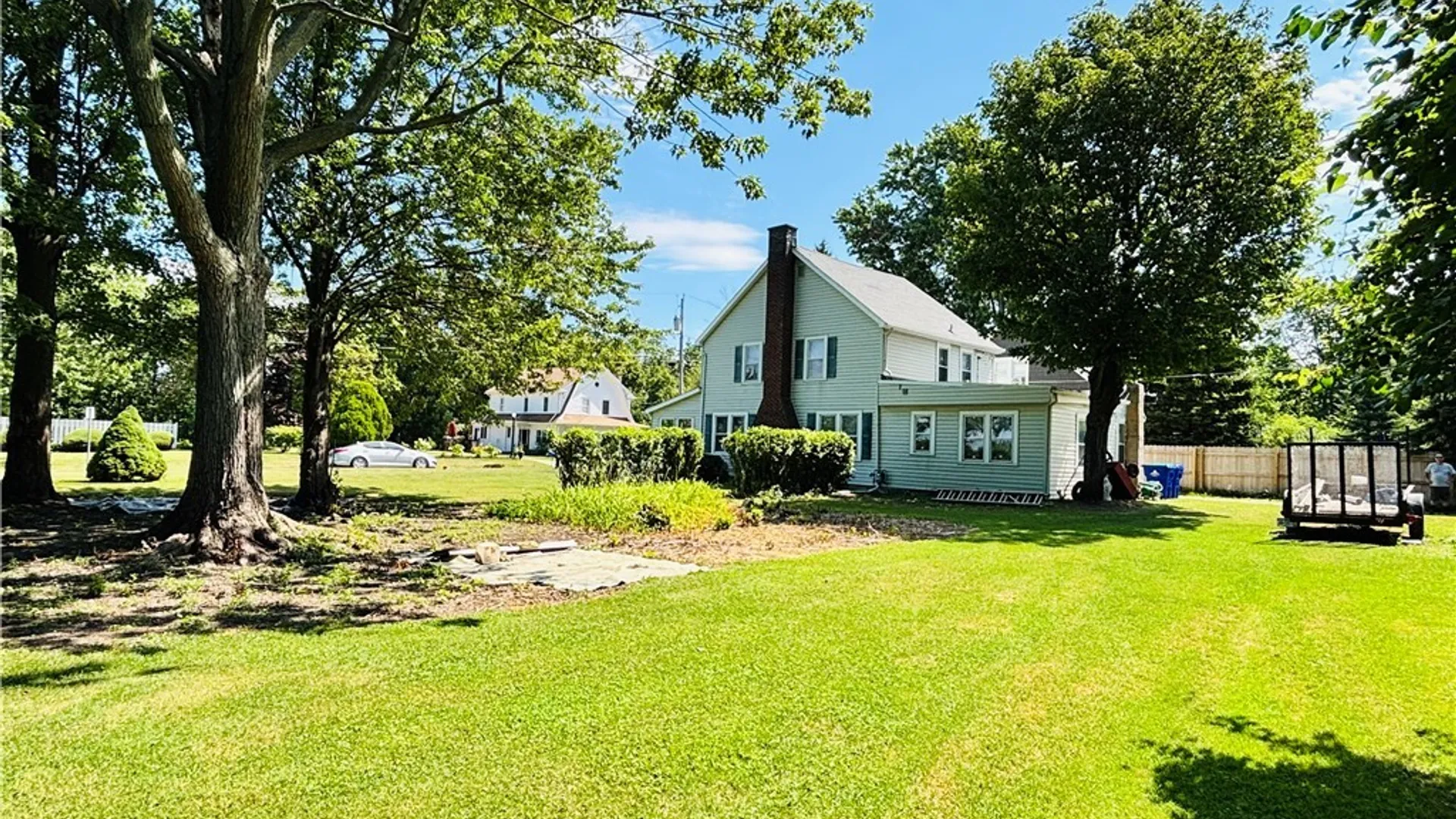 Property at 1933 Crescent, Hamburg, NY 14085 4