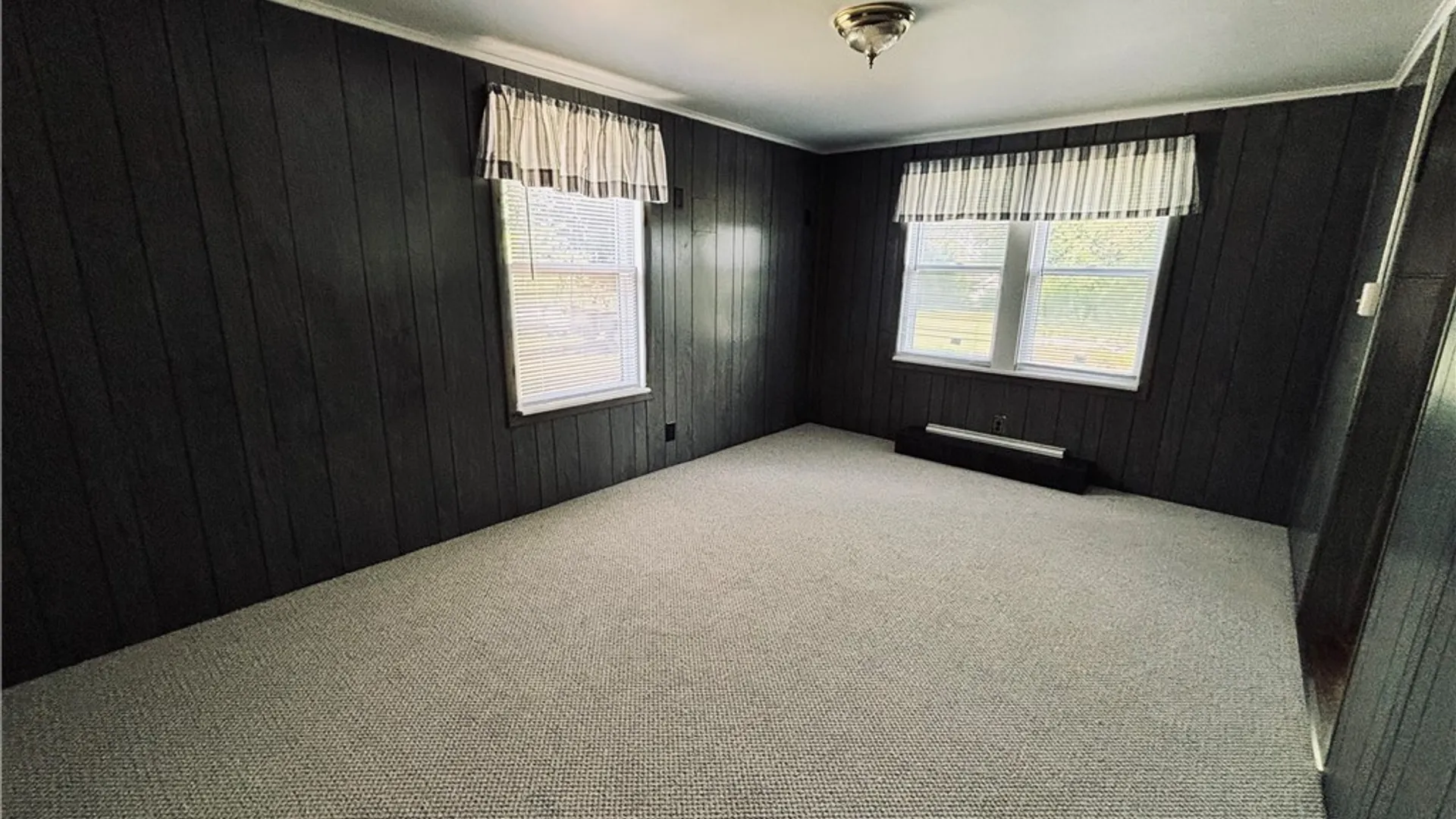 Property at 1933 Crescent, Hamburg, NY 14085 24