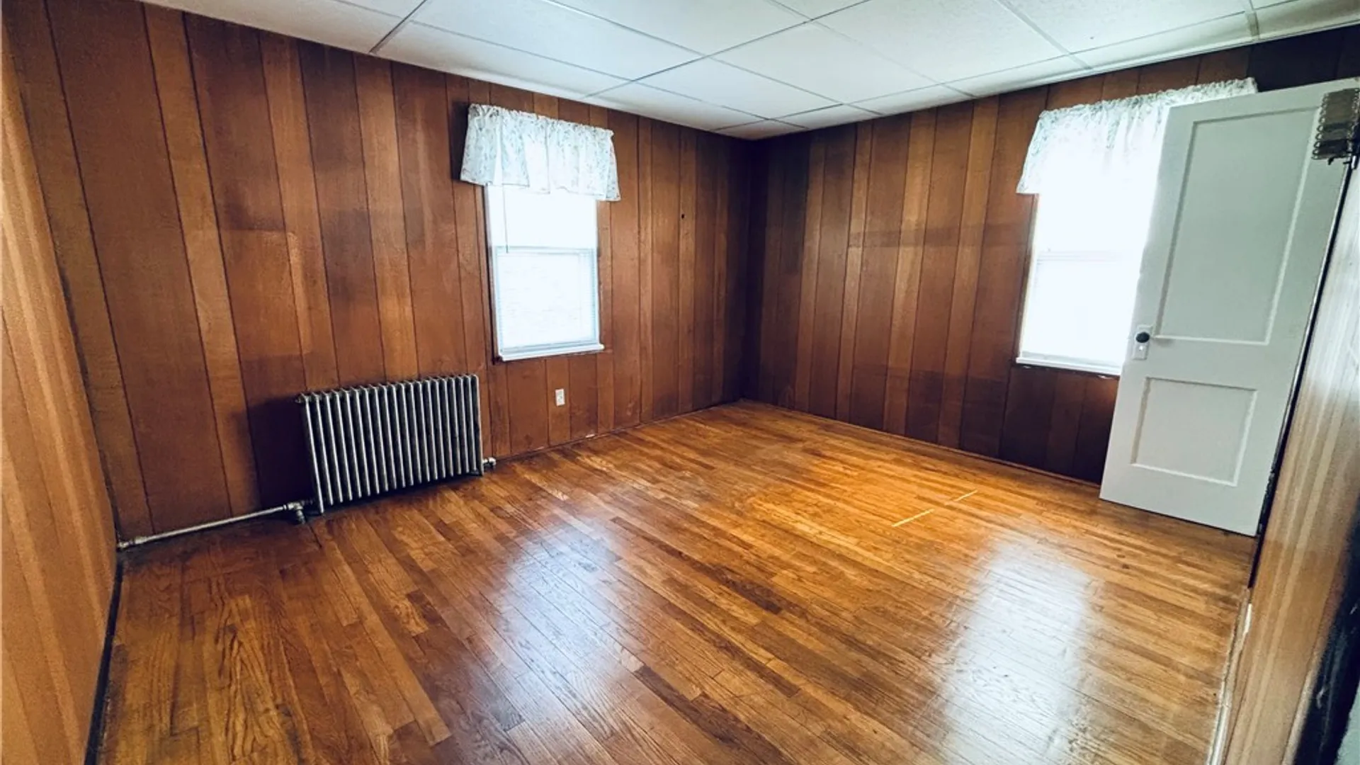 Property at 1933 Crescent, Hamburg, NY 14085 33