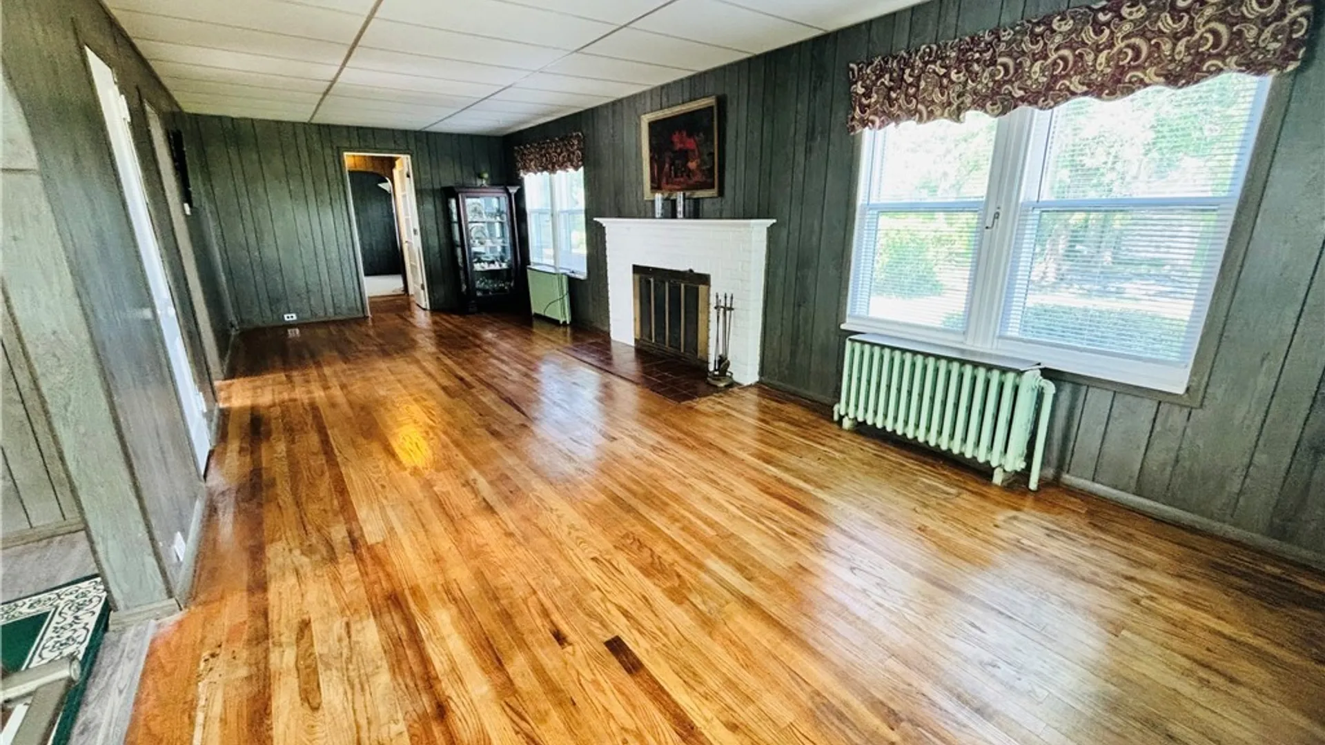 Property at 1933 Crescent, Hamburg, NY 14085 8