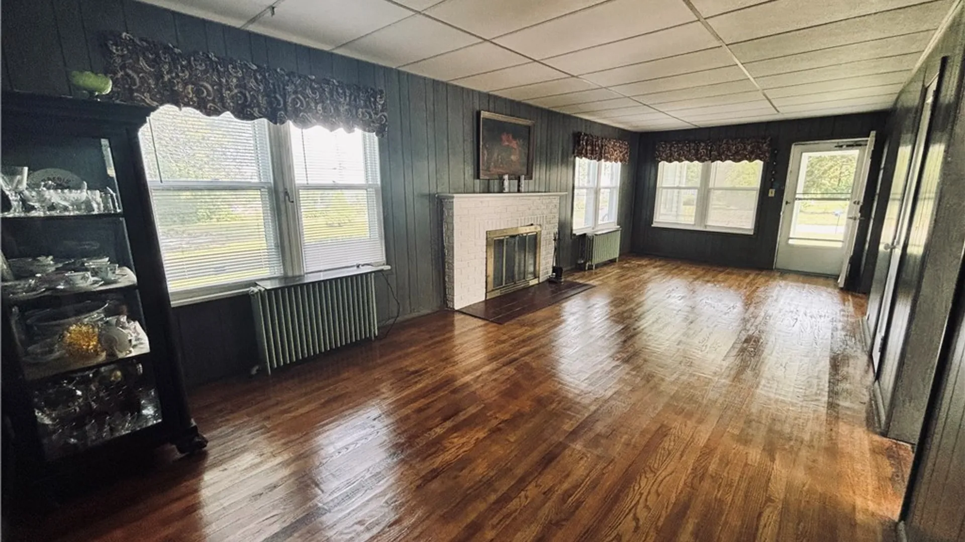 Property at 1933 Crescent, Hamburg, NY 14085 10