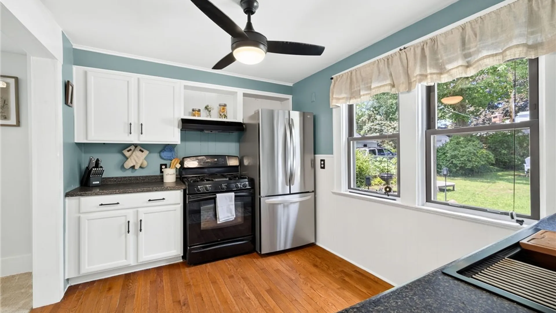 Property at 164 Vinton Road, Irondequoit, NY 14622 12